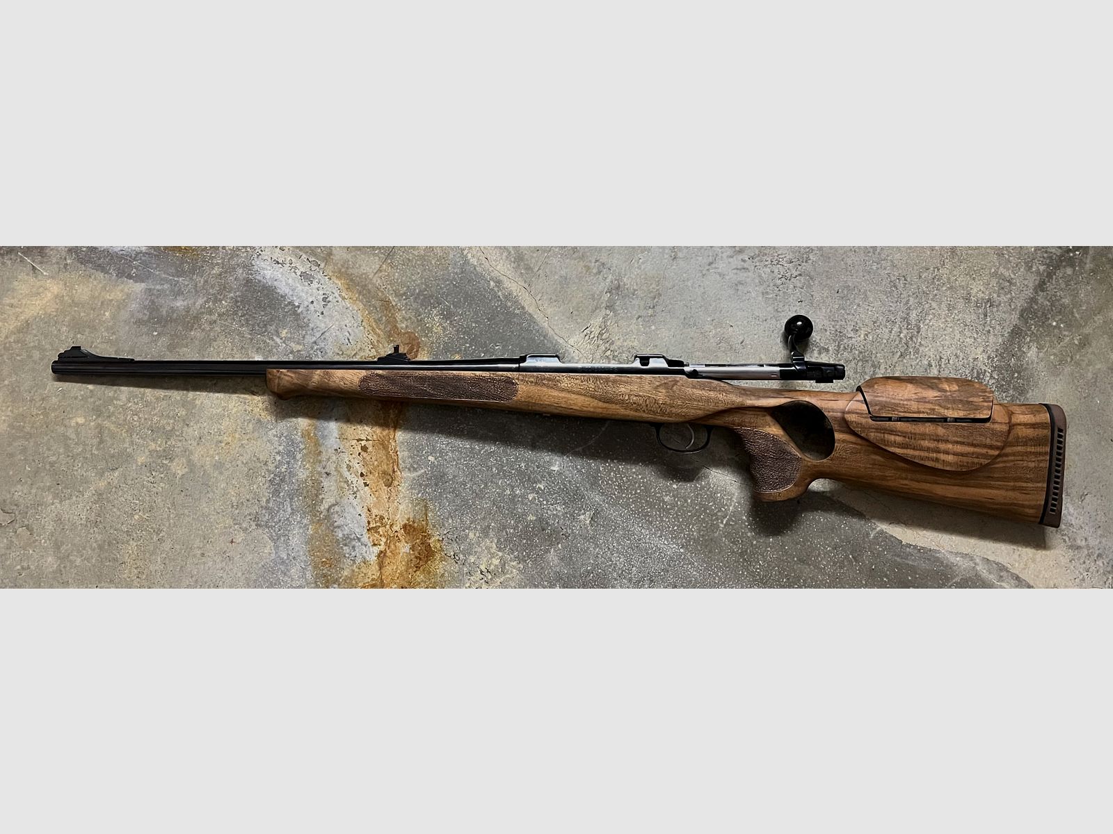 CZ 550 9,3x62 calcio scanalato