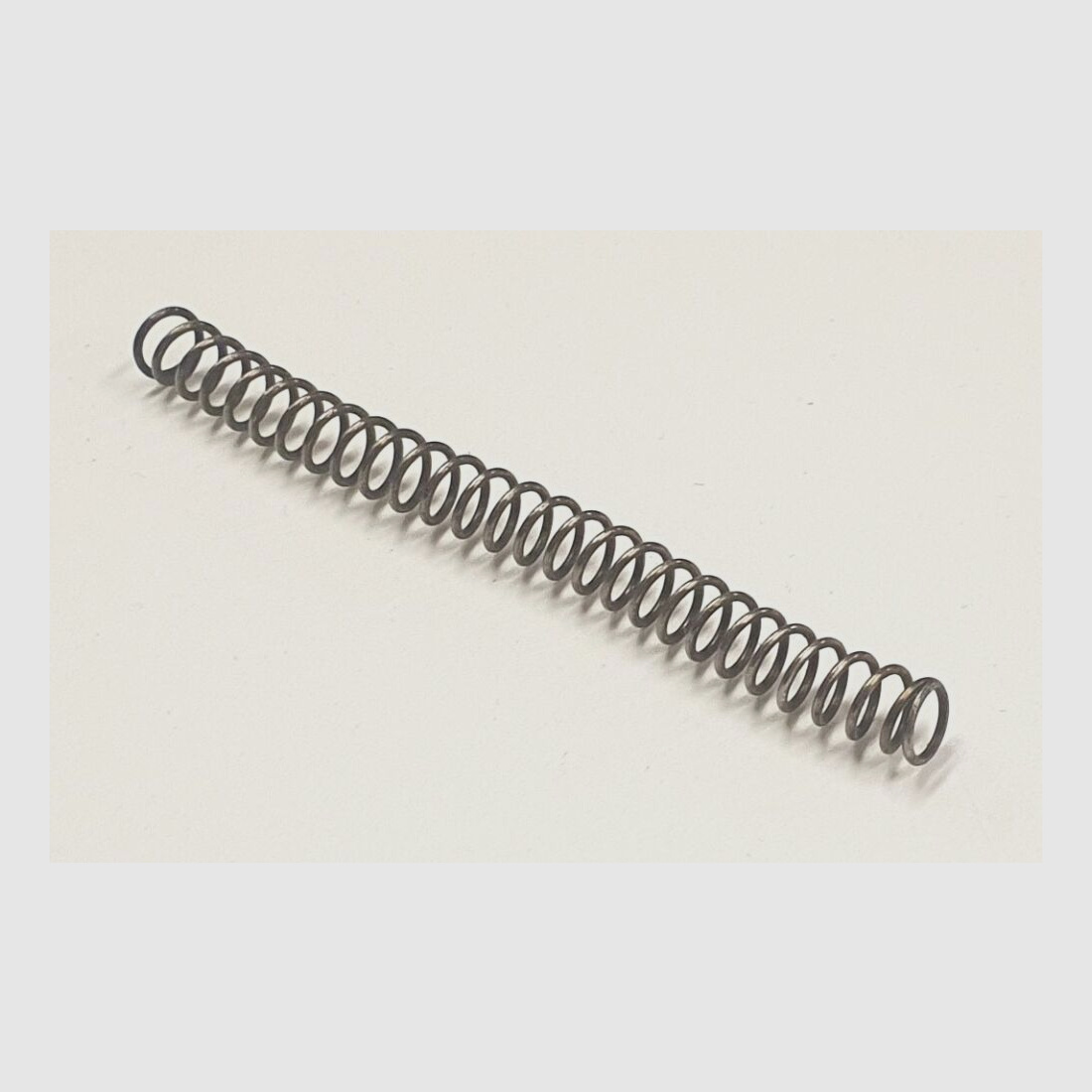 MAB [6] ressort de fermeture pour PISTOLET AUTOMATIQUE MAB BREVETE MODELE C / D pièce d'origine, comme neuve