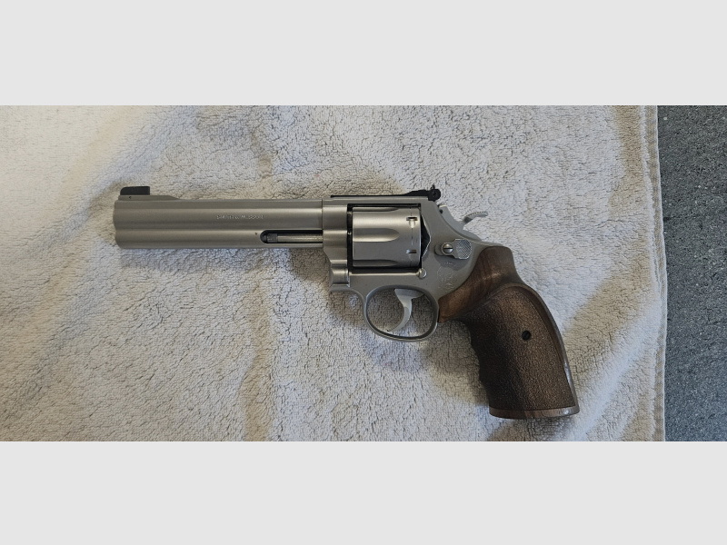 smith and wesson 686-3 target champion .357 magnum