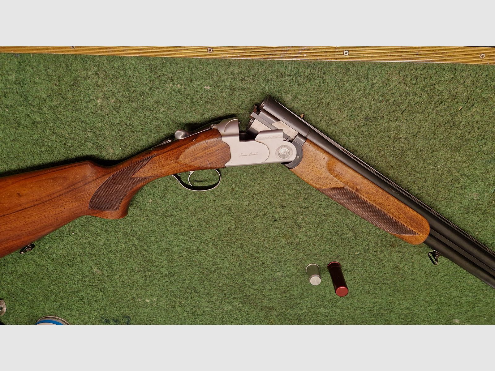 Sauer Beretta - over-and-under shotgun 12/70