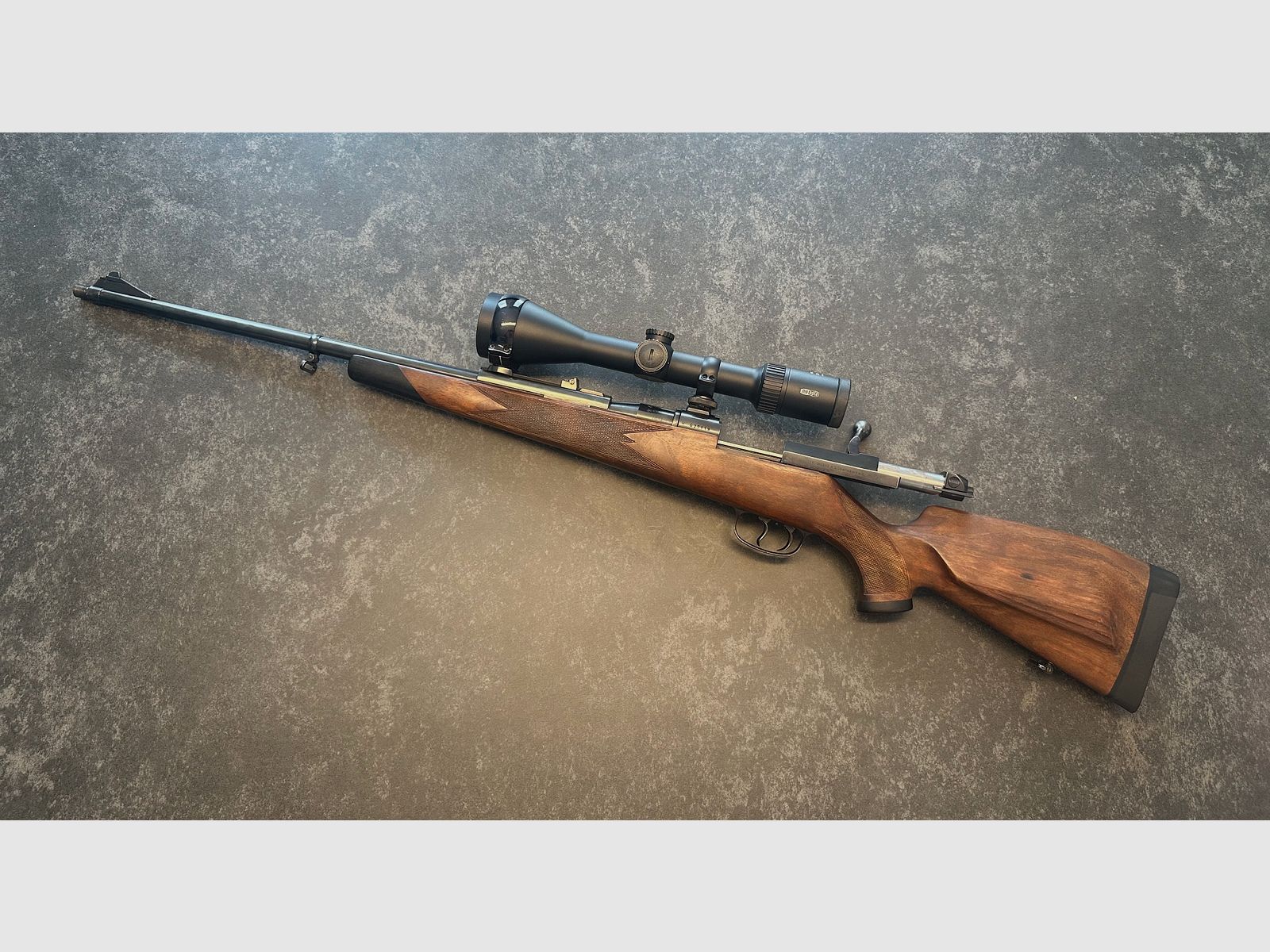 Mauser 66 in 8x68s mit m13x1 Mündungsgewinde und Meopta Meostar r2 2,5-15x56 Zielfernrohr