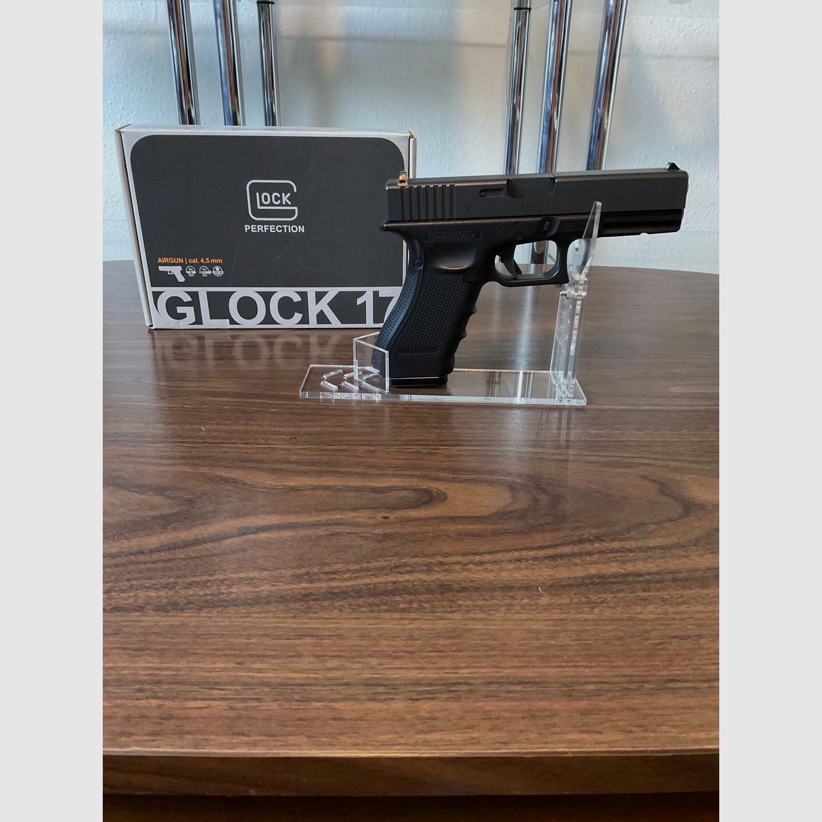 Glock 17 Gen4 CO2 Airgun Set (Kal. 4,5 mm) – Komplettpaket