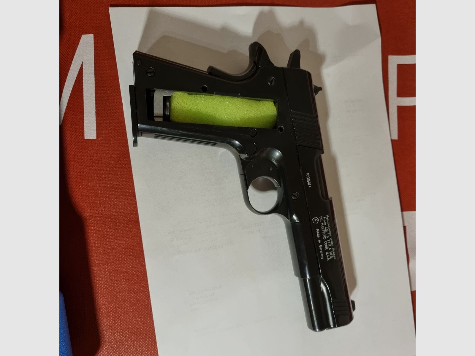 Colt Government 1911 A1 brüniert 4,5 mm , Co2-Pistole, altes Model