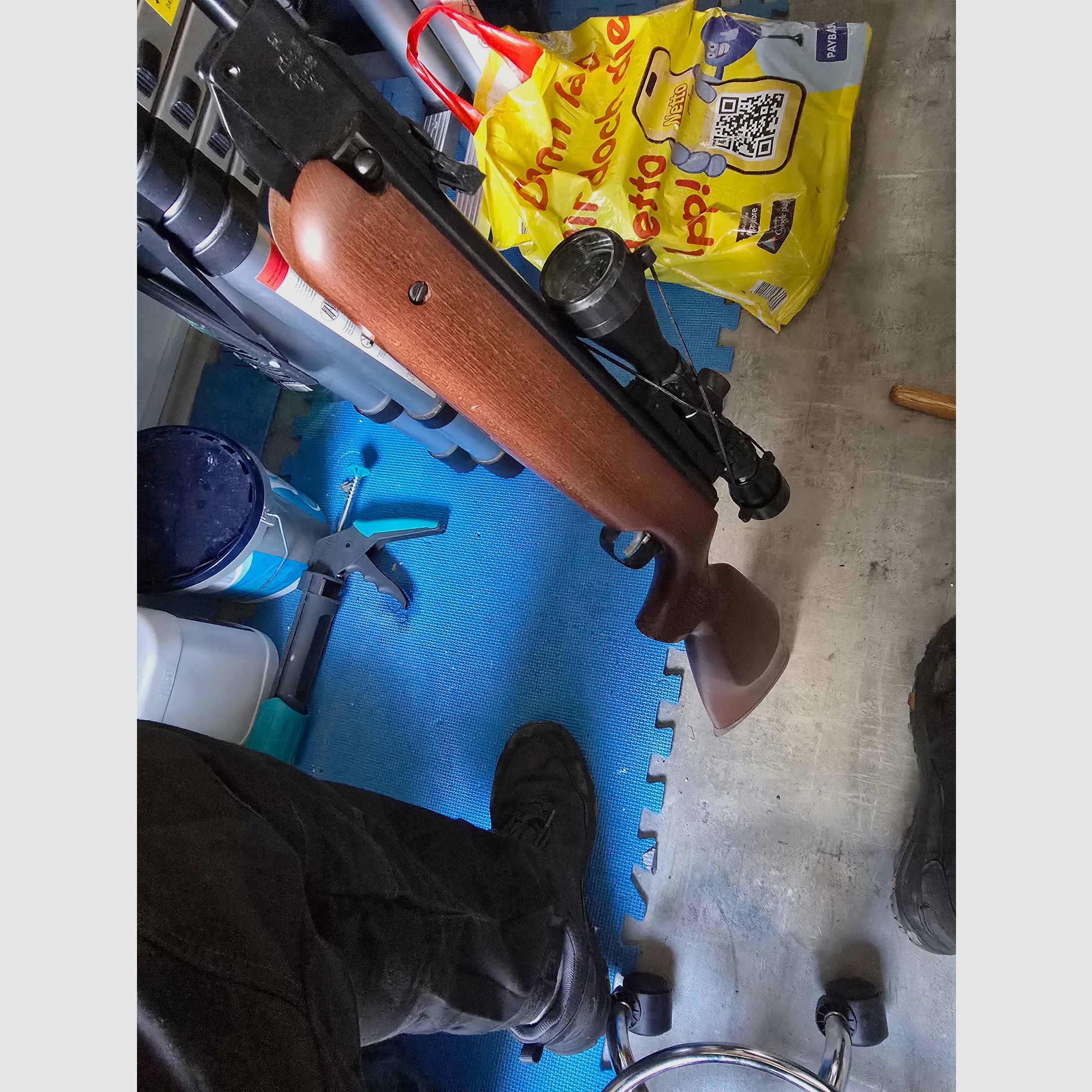 HW77 Air rifle Caliber .22 Luftdruckgewehr von Weihrauch 