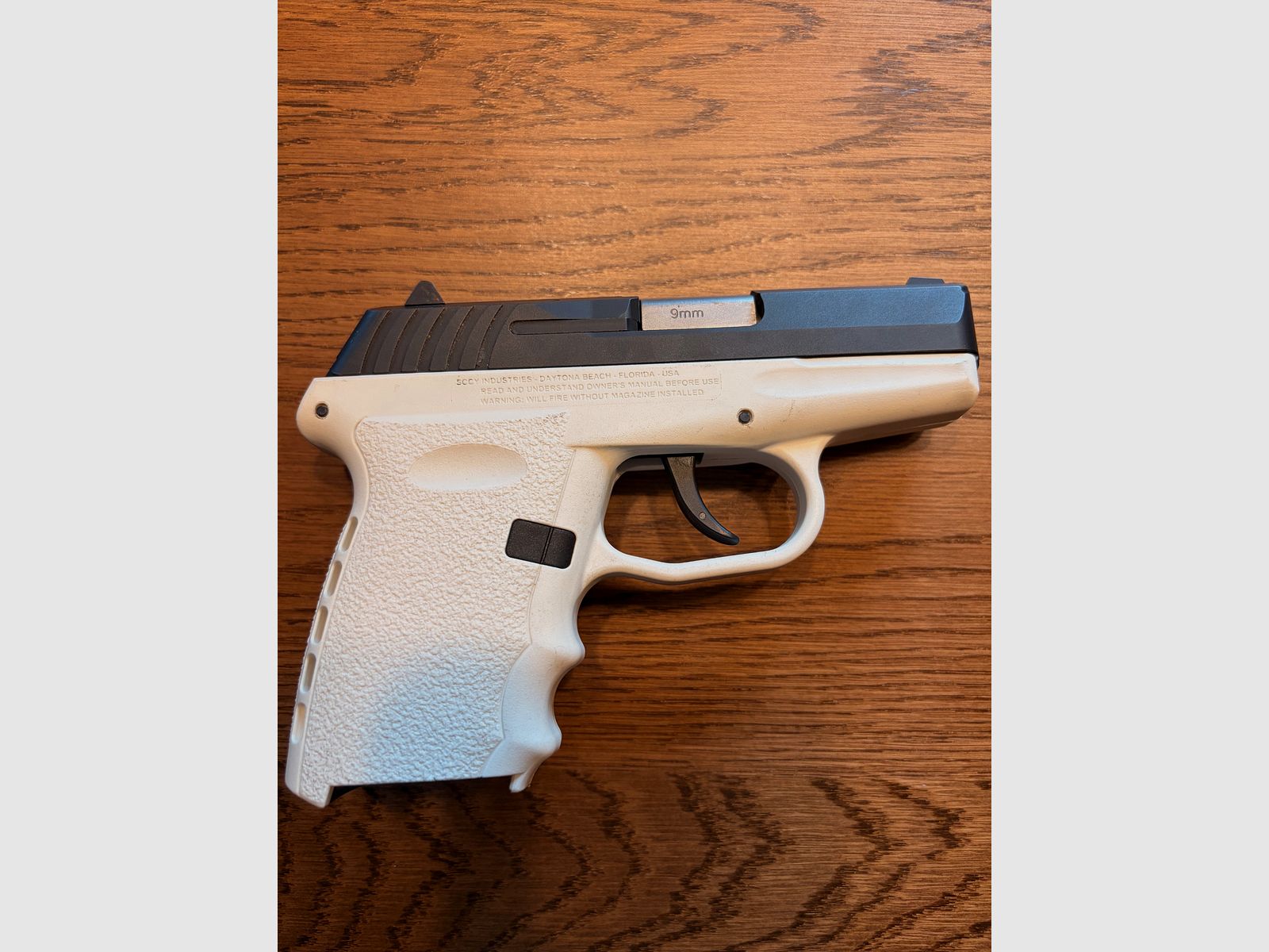 Pistola SCCY 9mm (CPX-2) – usada, completamente funcional