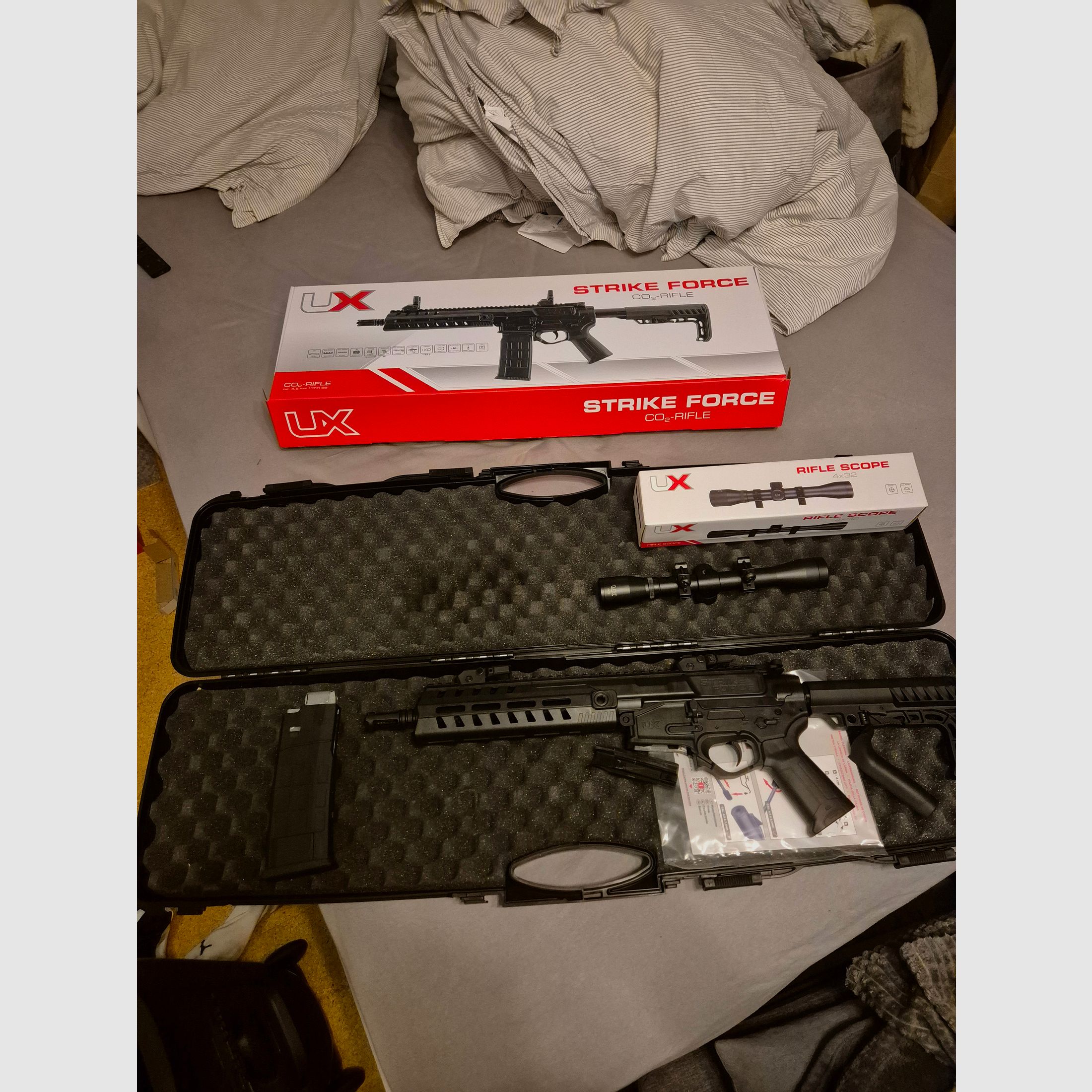 Umarex Strike force mit Koffer und visier zu verkaufen 