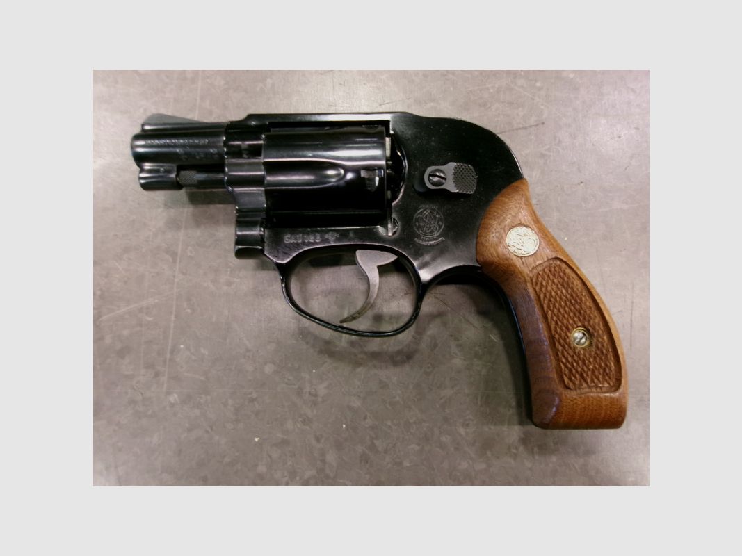 S&W 38 AIRWEIGHT .38 SPL used, image 1 of 7