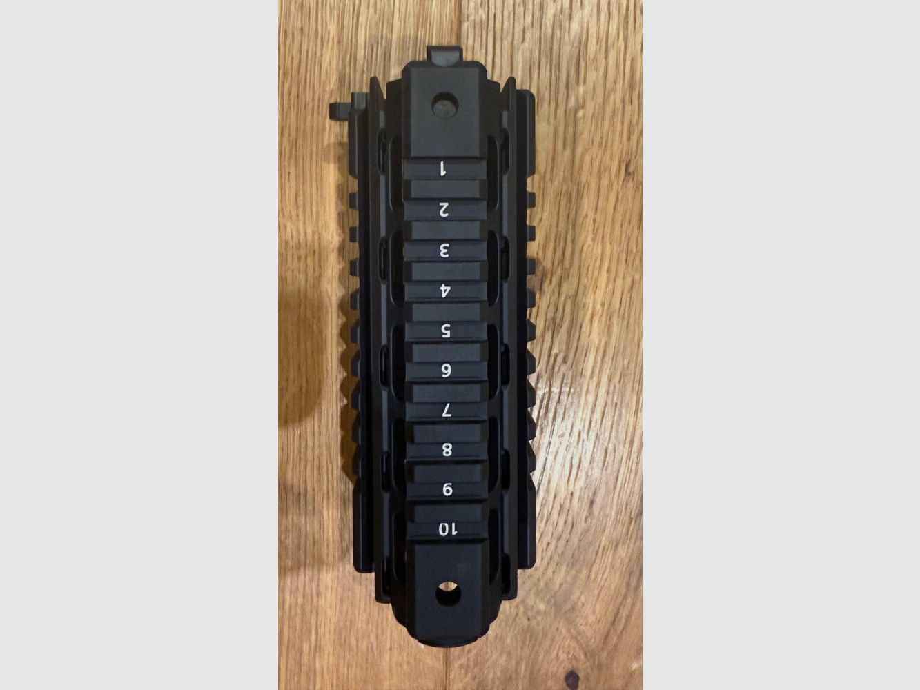 B&T AG Picatinny Handschutz 4x NAR für SIG SG 552 / 553