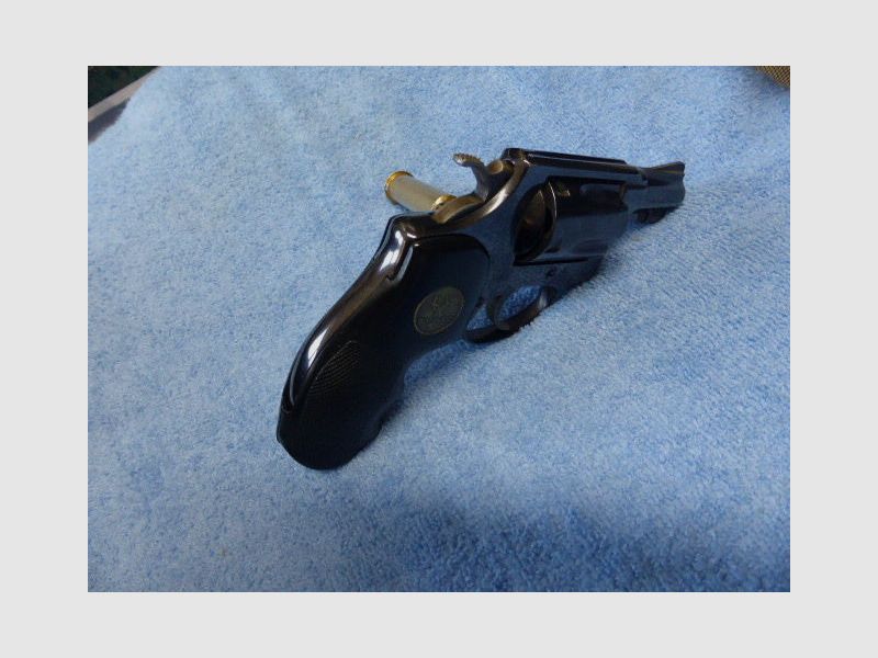Smith & Wesson 36