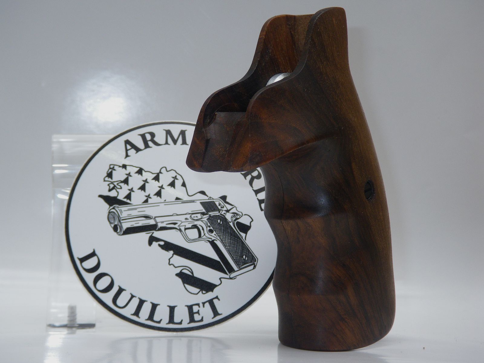 Smooth Wood Grips Luxe Smith & Wesson K/L Round Butt, image 1 of 2
