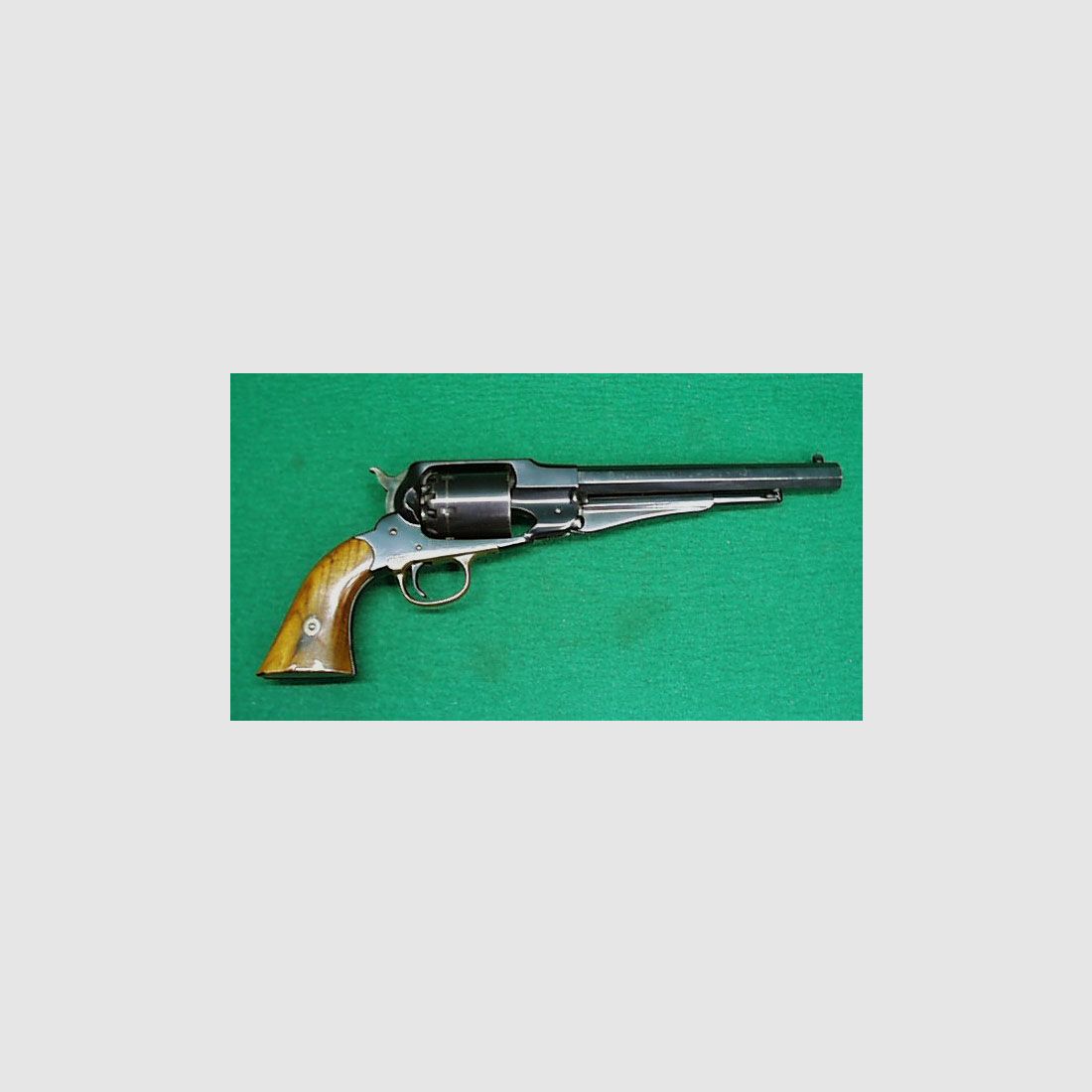 Revolver Uberti Remington 1858