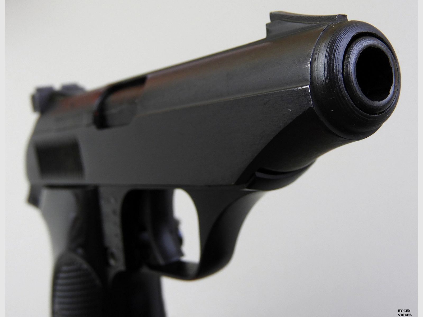 Pistola Vincenzo Bernardelli mod. P8 USA cal. 9 corto, immagine 8 di 11
