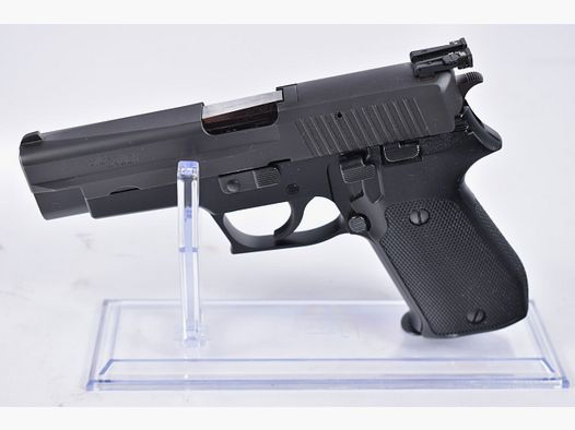 Sig Sauer P220-1 .45Auto Pistole