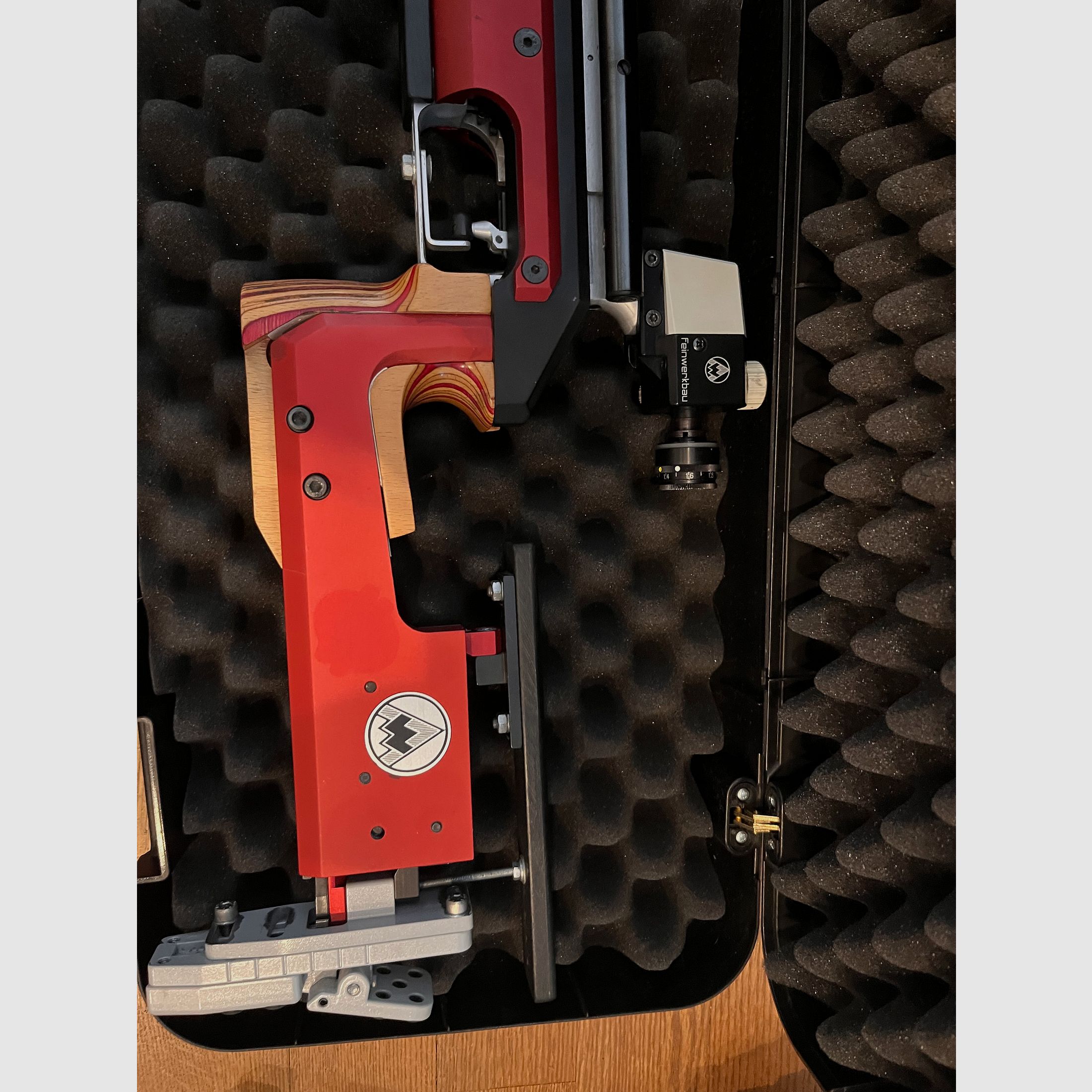 Feinwerkbau P70 Alu  Auflage