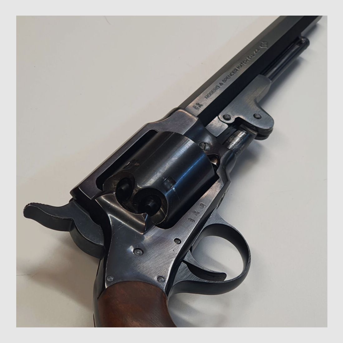 Davide Pedersoli Revolver a Percussione Neumann PEDERSOLI ROGER & SPENCER MATCH in calibro .44 (BlackPowder)