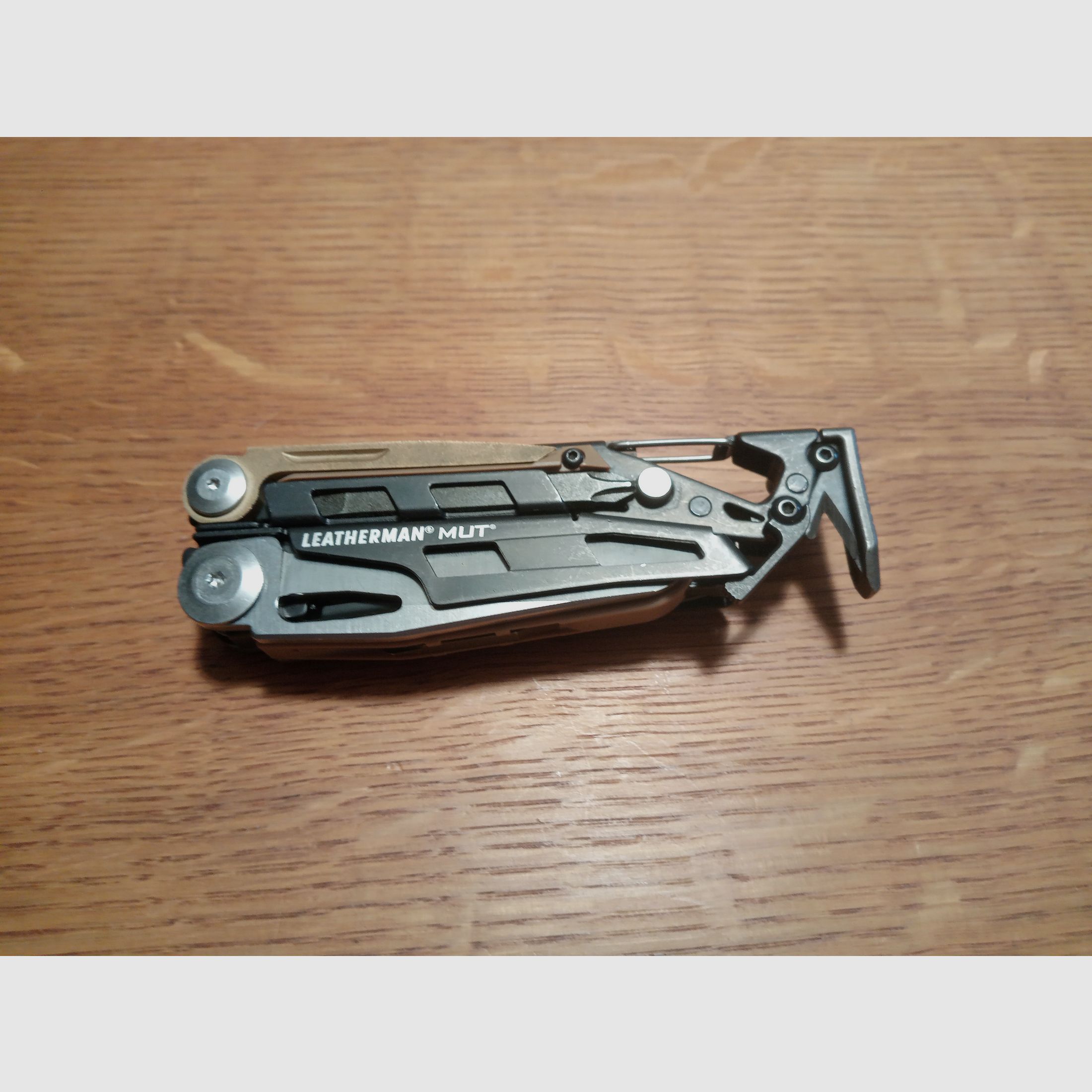 Leatherman MUT, imagen 1 de 2