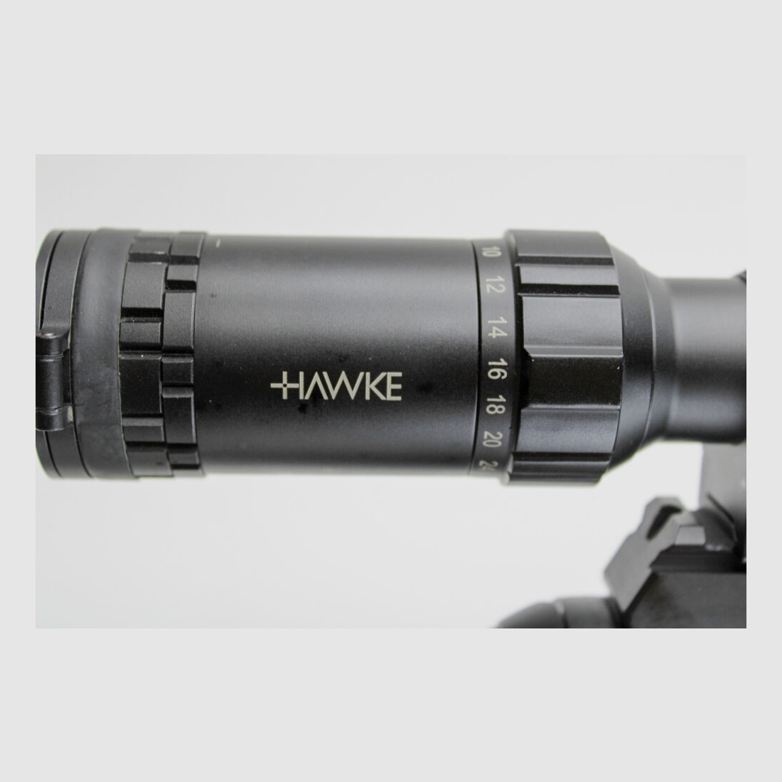 Rep. rifle Savage 110 BA Stealth cal. .300 Win Mag con Hawke Sidewinder 8- .300WinMag