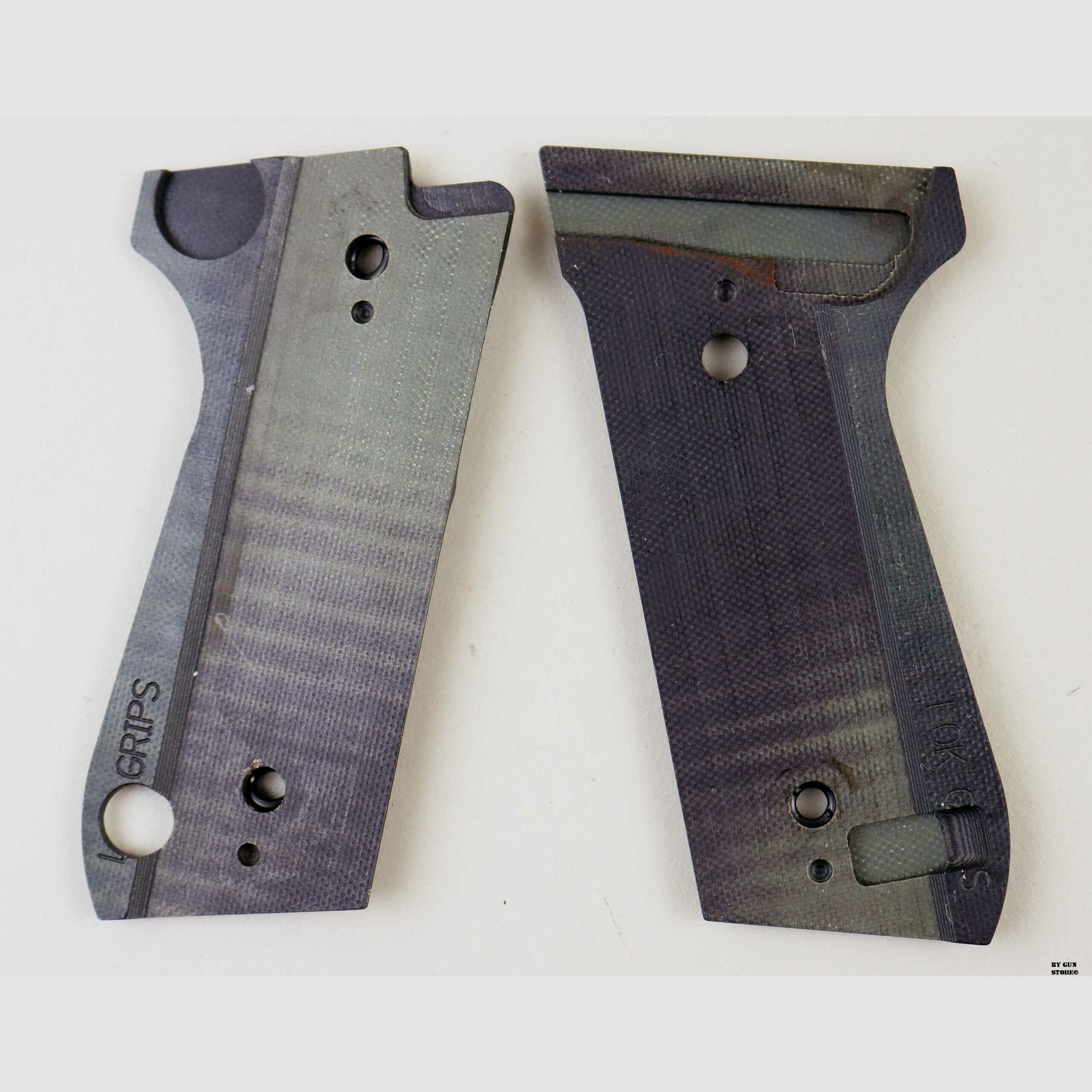 Grips for Beretta pistol series 92, image 2 of 2