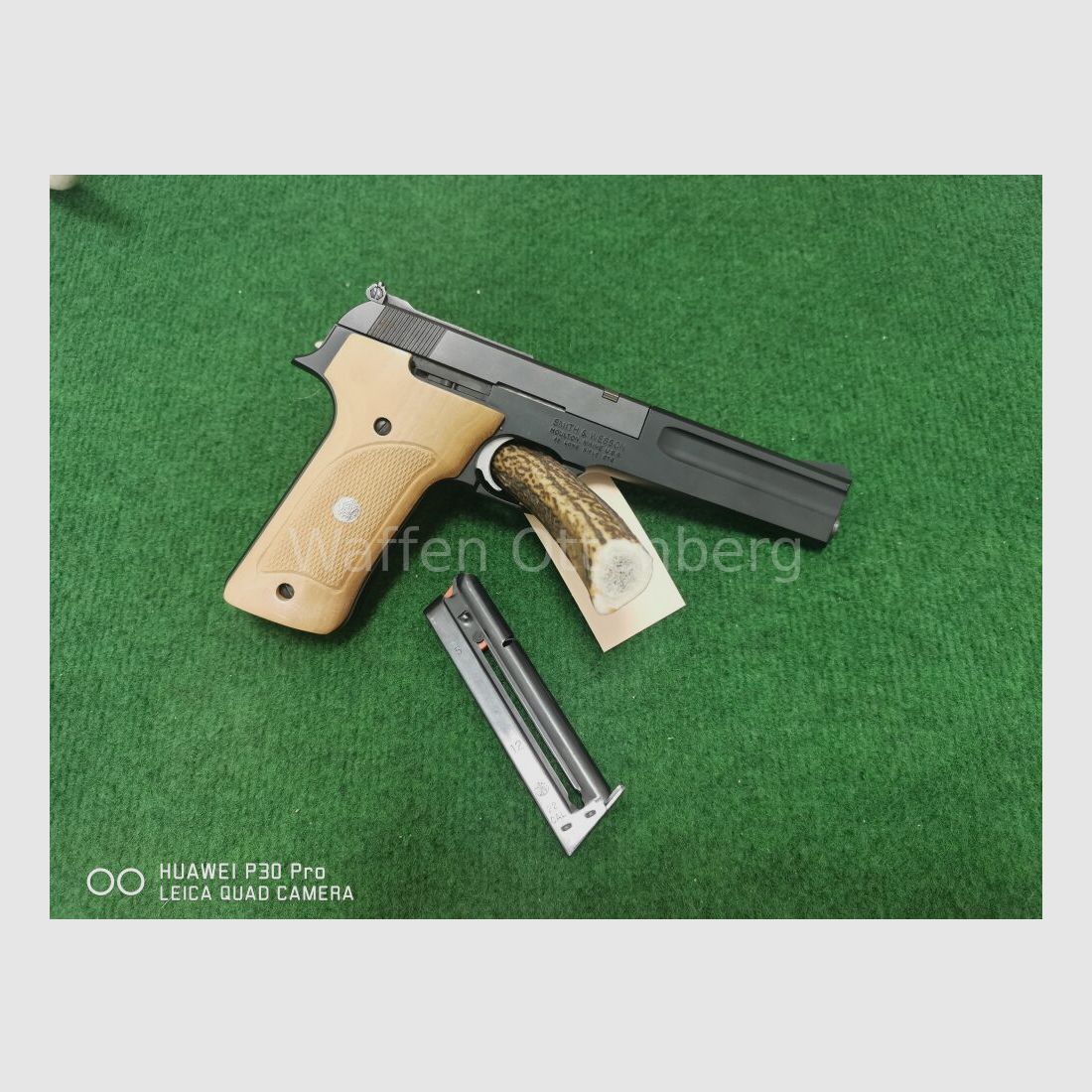 Smith & Wesson 422