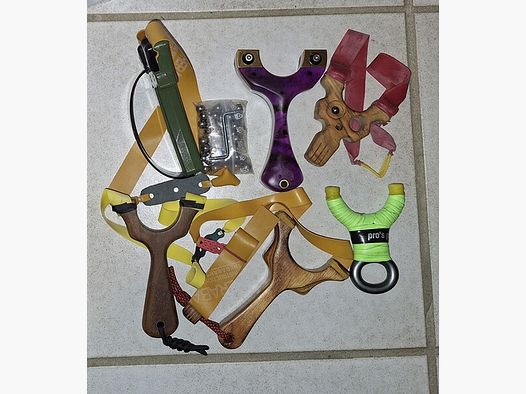 Custom Zwillen Set mit 6 super Sammlerstücke