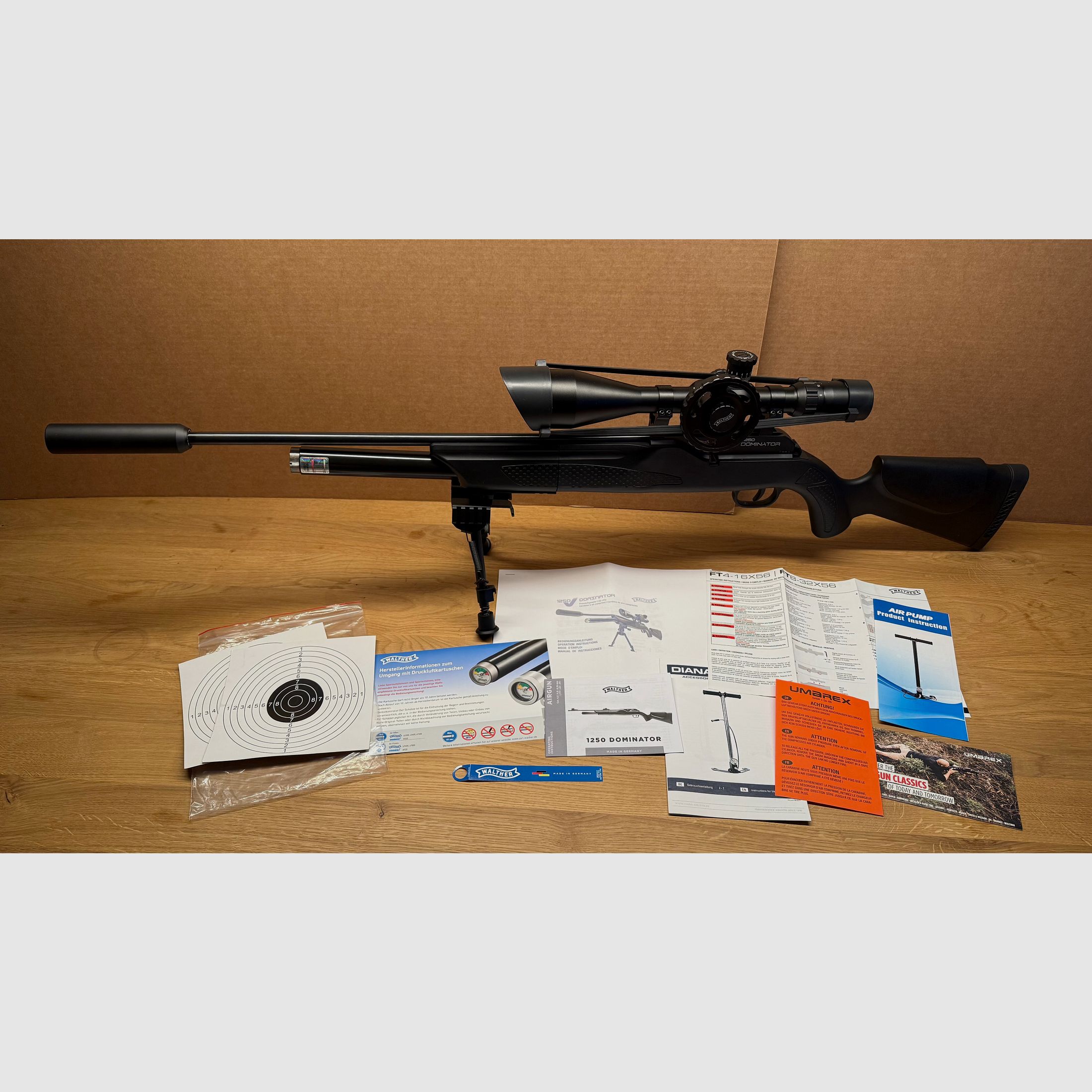 Pressluftgewehr Walther 1250 Dominator FT stock in plastica, scope 8-32x56, suppressor e bipiede calibro 4,5 mm incl. accessori !!!