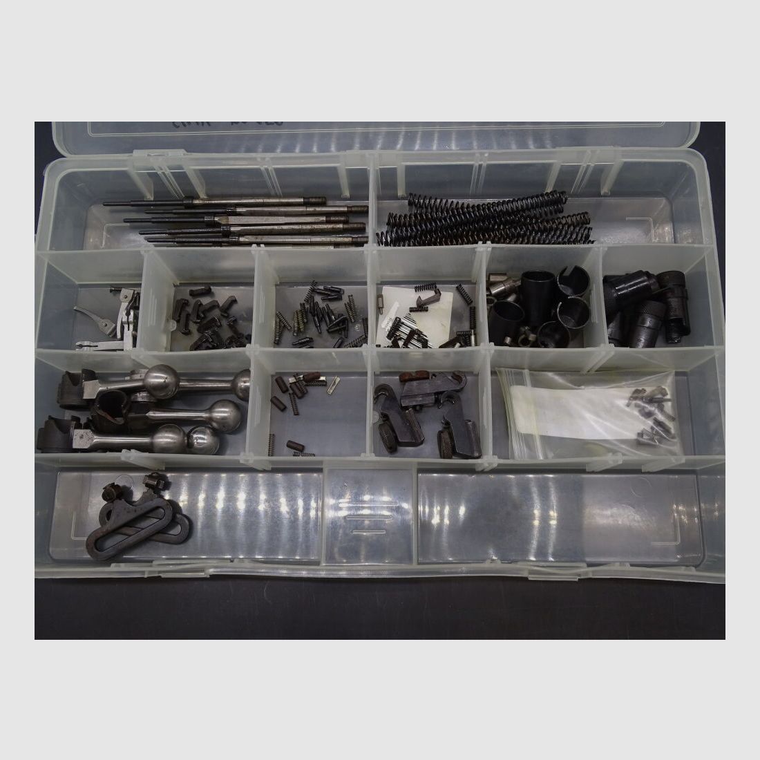 M150 iglica spustowa sprężyny wyciągacz Schlabolzenmutter Suhl M150 200 skrzynka z częściami zamiennymi