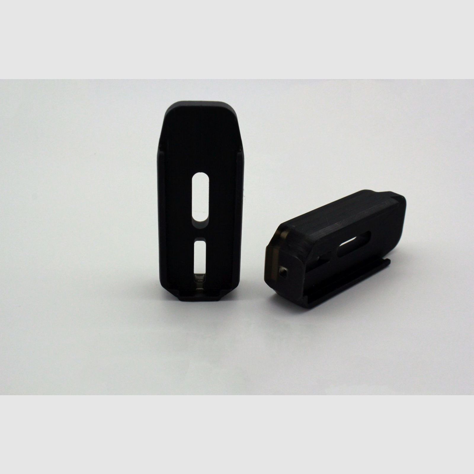 Alpha Precision - Magazinkoppler V2 für PMAG .223 Gen3 black