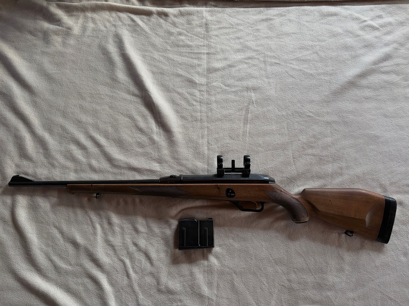 Heckler & Koch  940, halbautomatische Büchse 