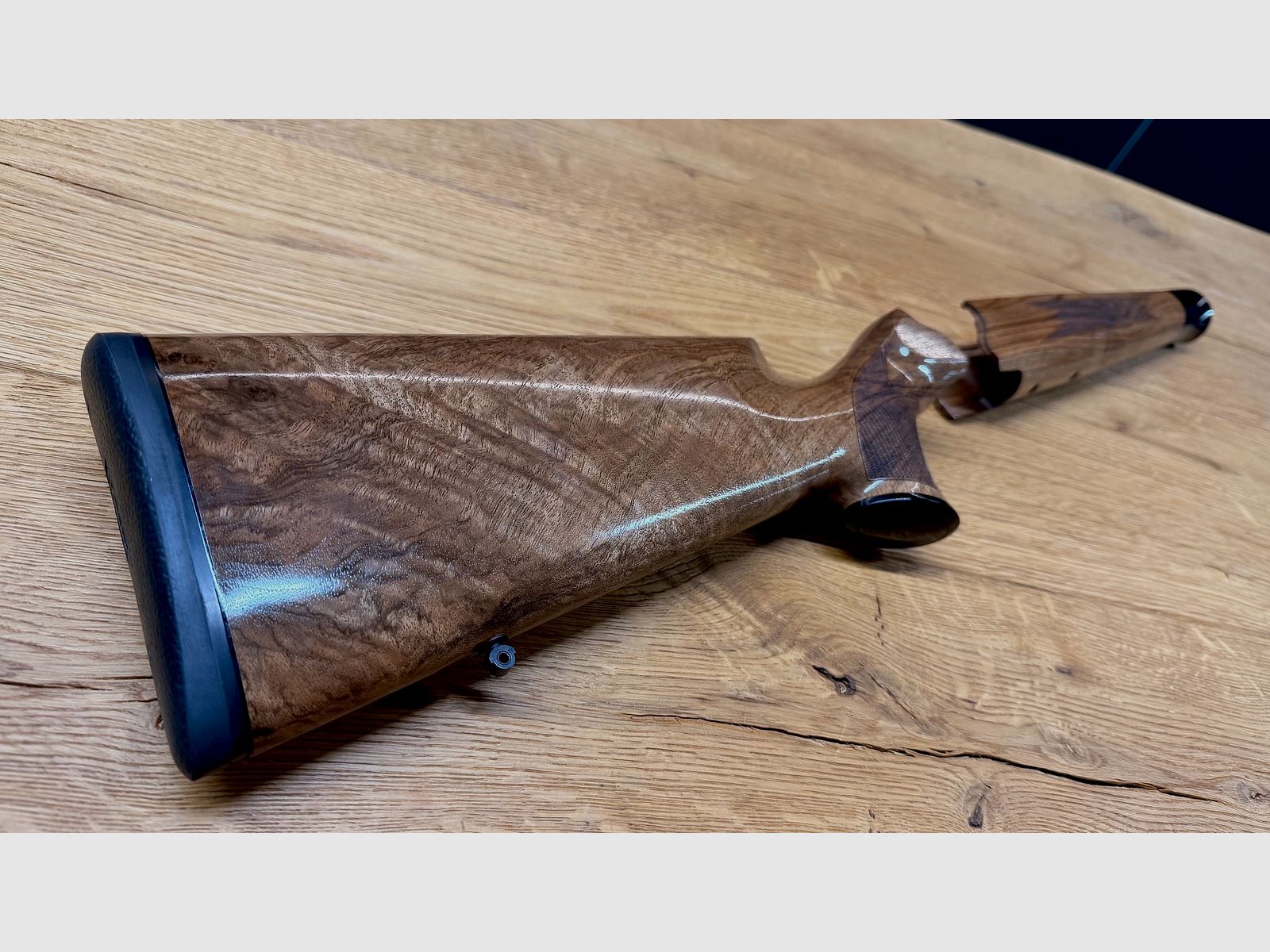 Blaser R8 crosse SANS système/boîtier // Classe de bois 3 // Avec œillets de sangle Blaser d'origine // NEUF