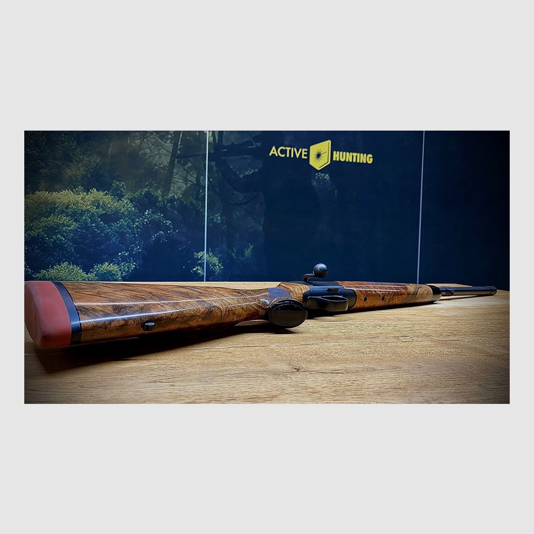 Blaser R8 Kilombero / HK 7 / Kal. .375 H. & H. Mag. / Offene Visierung / Kickstop / TRAUMWAFFE