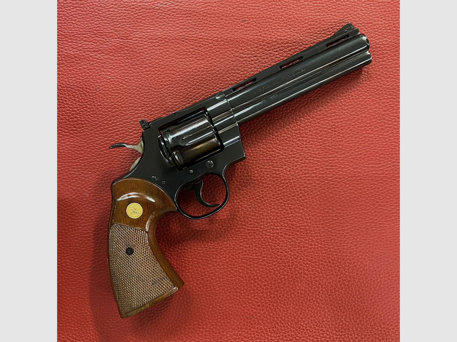 Colt Python 357 Distinguished, Bild 2 von 4