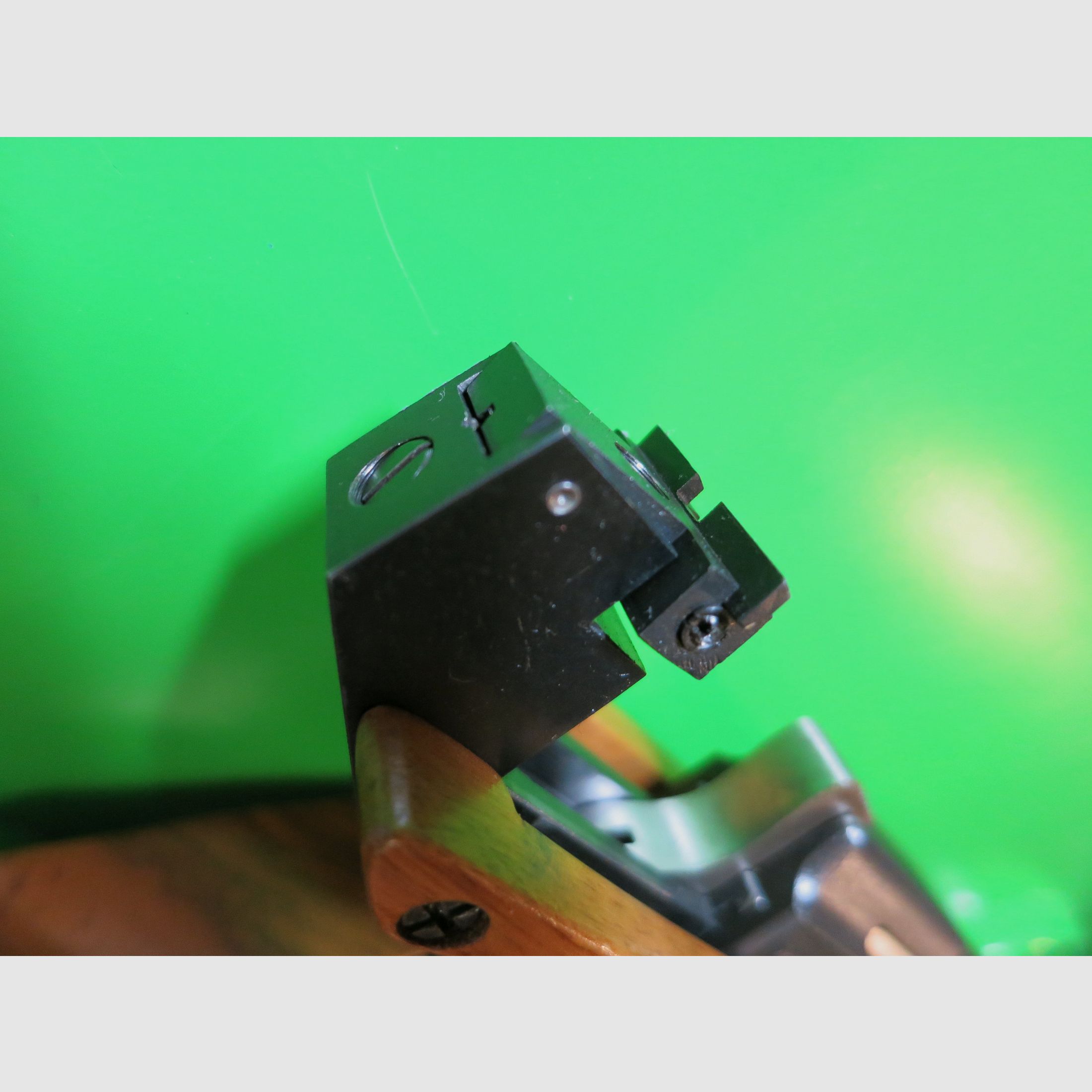 UNIQUE model "DES 69", top broń sportowa, 22lr, regulowany uchwyt sportowy #71-