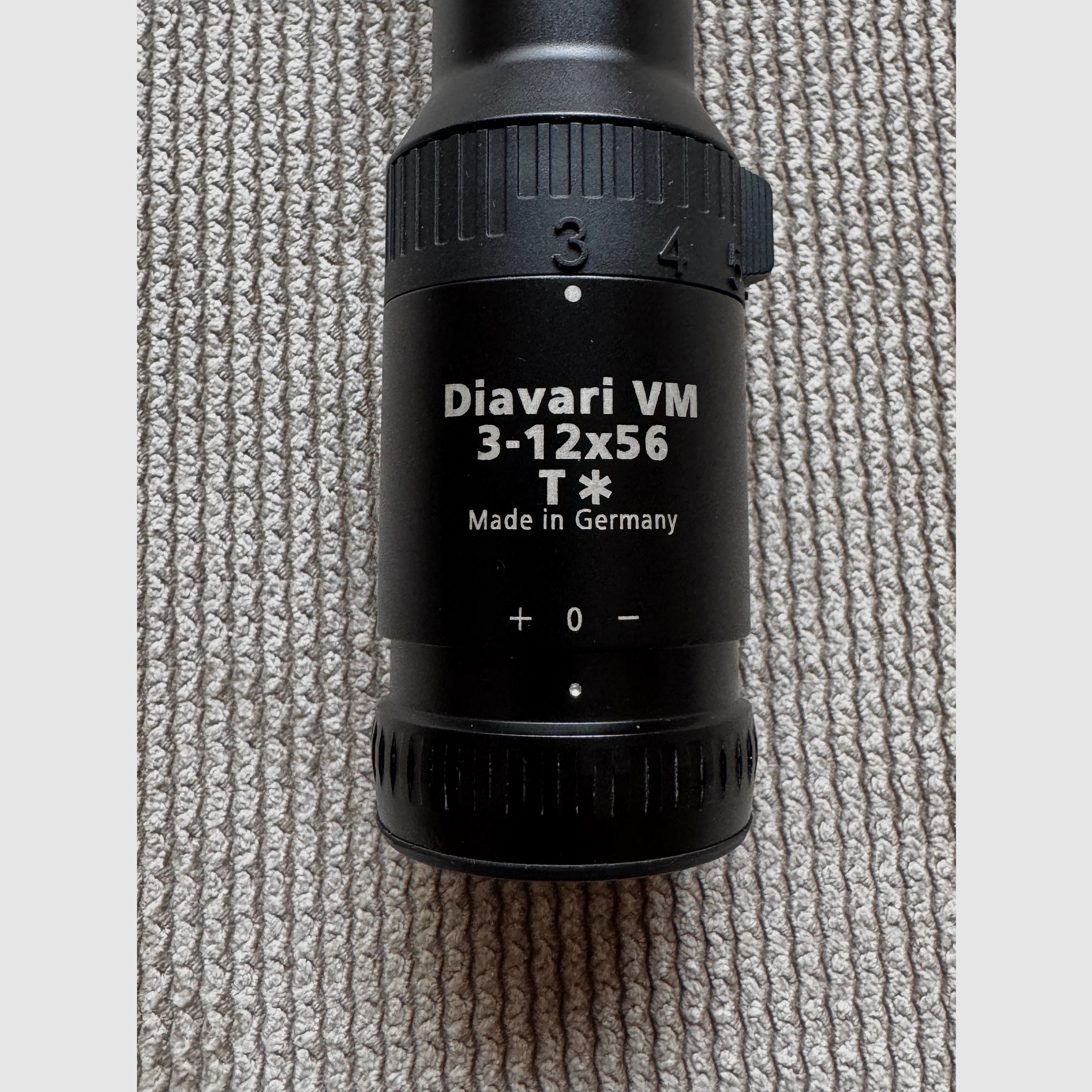 ZEISS Victory Diavari 3-12x56 T* con reticolo luminoso digitale 66