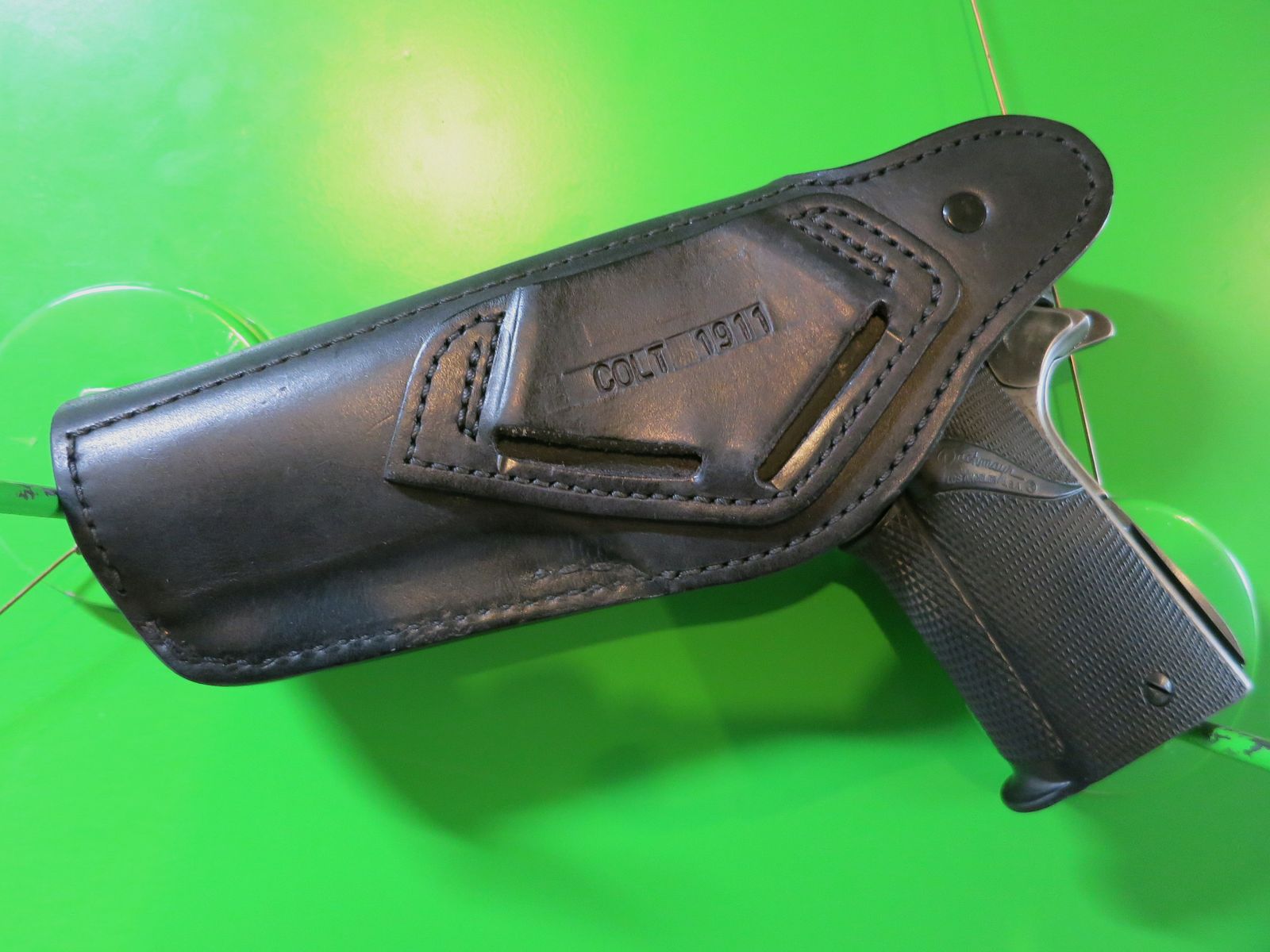 Gürtelholster  Pistole  Colt 1911 und ähnliche z. B. Glock, S&W 1911, Springfield 1911, Para Ordnance usw.