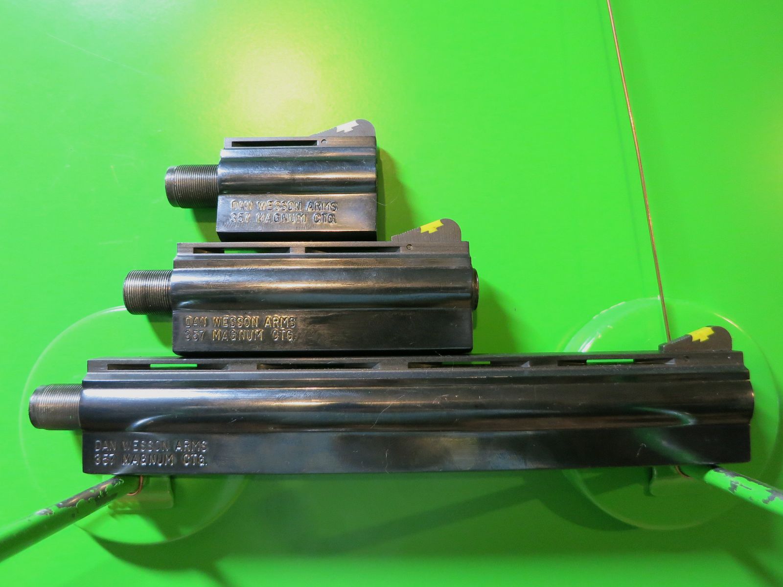 Revolver Dan Wesson Model 15 .357 Magnum, "Monson", Pistol Pak, 2.5"/4"/6"/8" barrels #63-