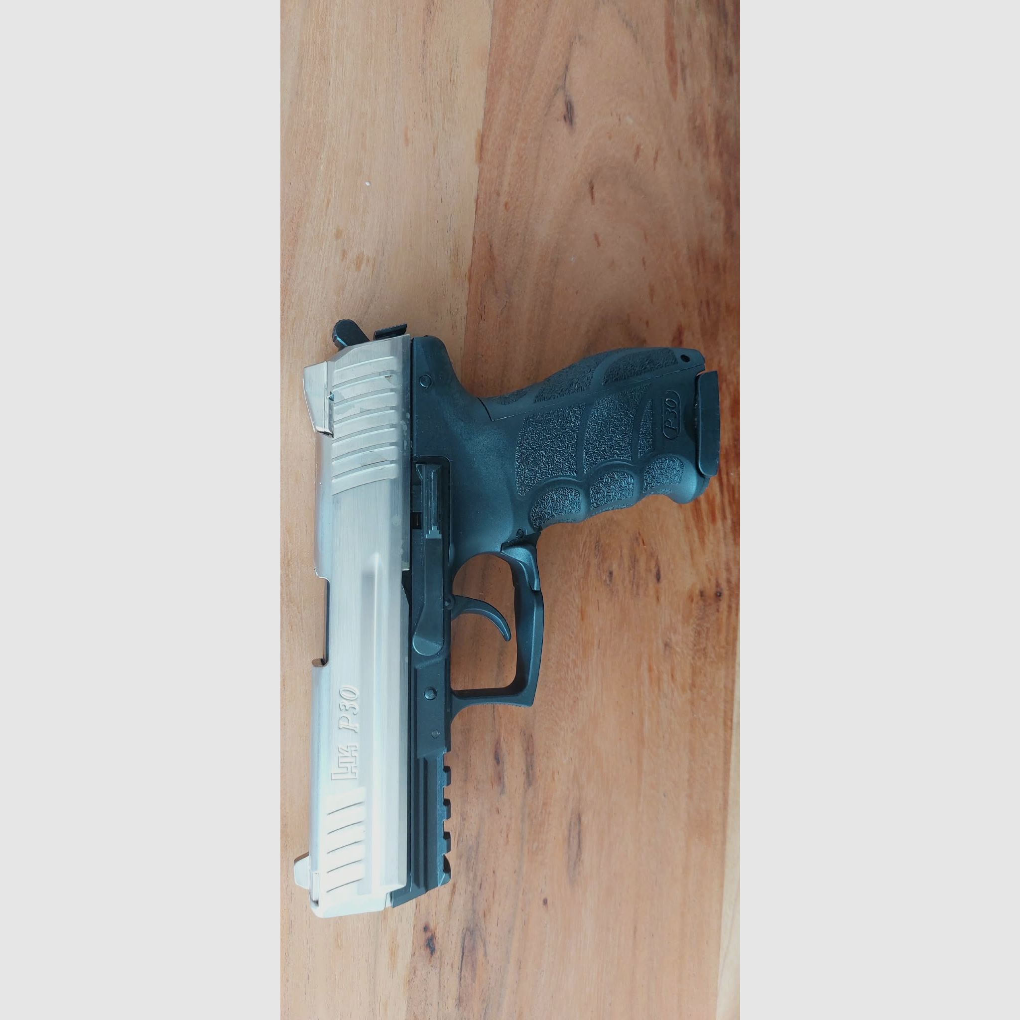 TOP Heckler & Koch P30 / Edition nichelata / Acciaio pieno / Calibro 9 mm P.A.K. in VENDITA!, immagine 3 di 6