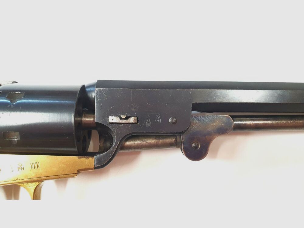 Revólver de percusión desconocido 1851 Navy, calibre .36 Black Powder cañón de 7,5 pulgadas