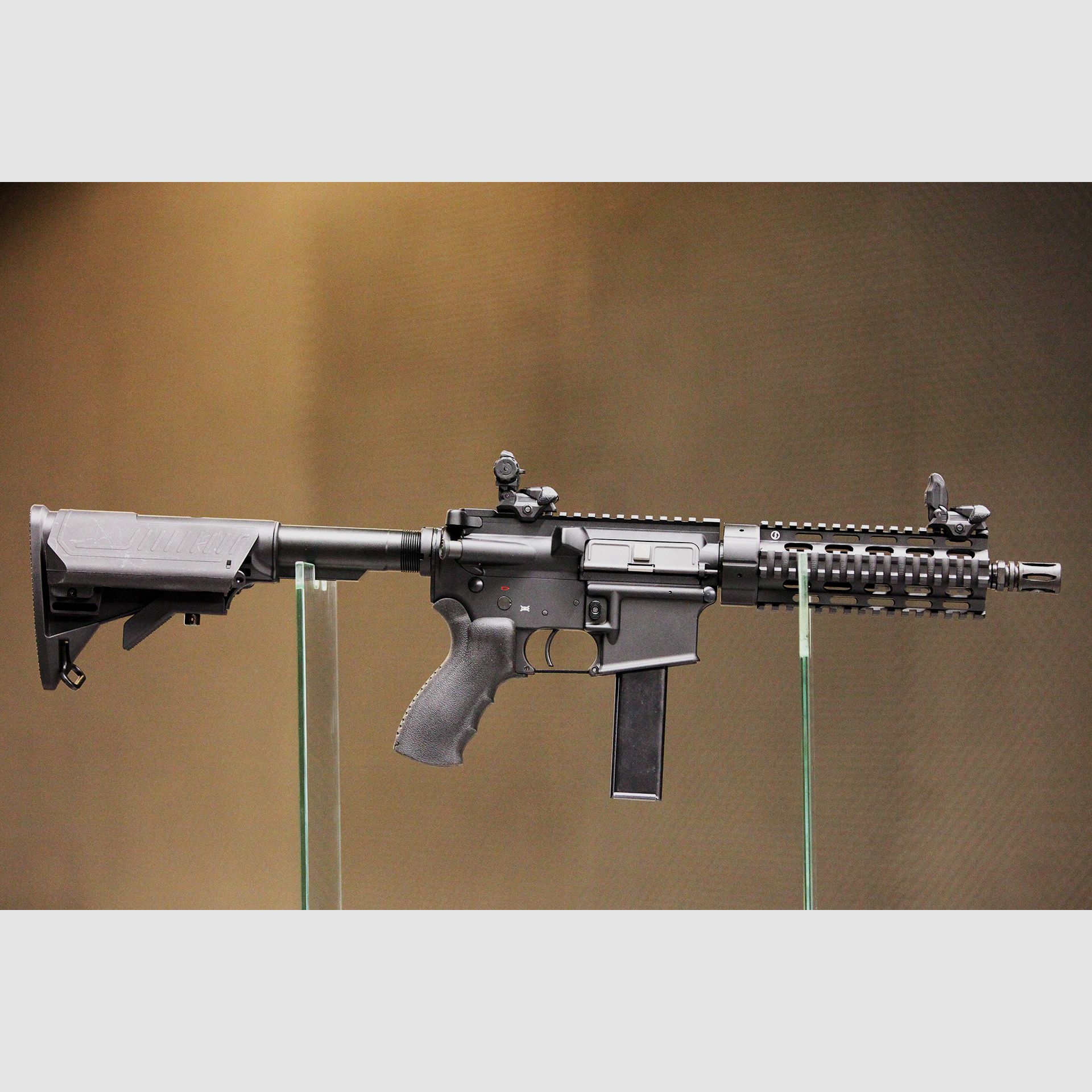 SCHMEISSER AR15/S9, image 1 sur 8