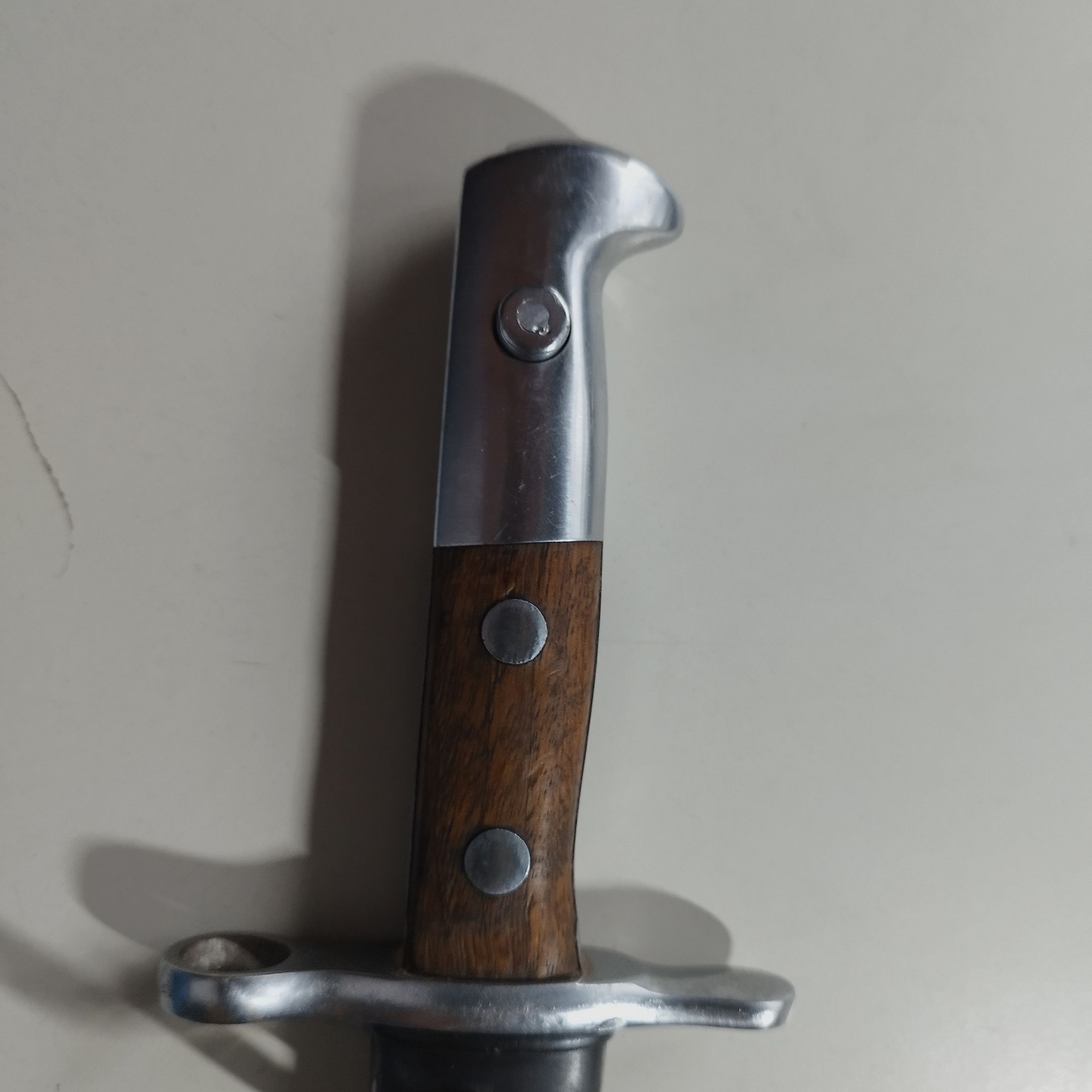 Schweizer Bajonett "Elsner Schwyz" Modell 1918 mit Metallscheide