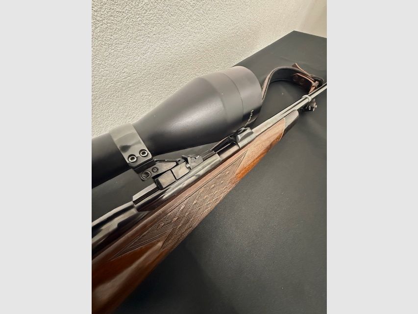 Mauser 66 rifle de caza, rifle de repetición de cerrojo de acción recta, rifle de caza calibre 30-06 en muy buen estado, incl. Tasco Titan 4-12x56 con punto de luz.
