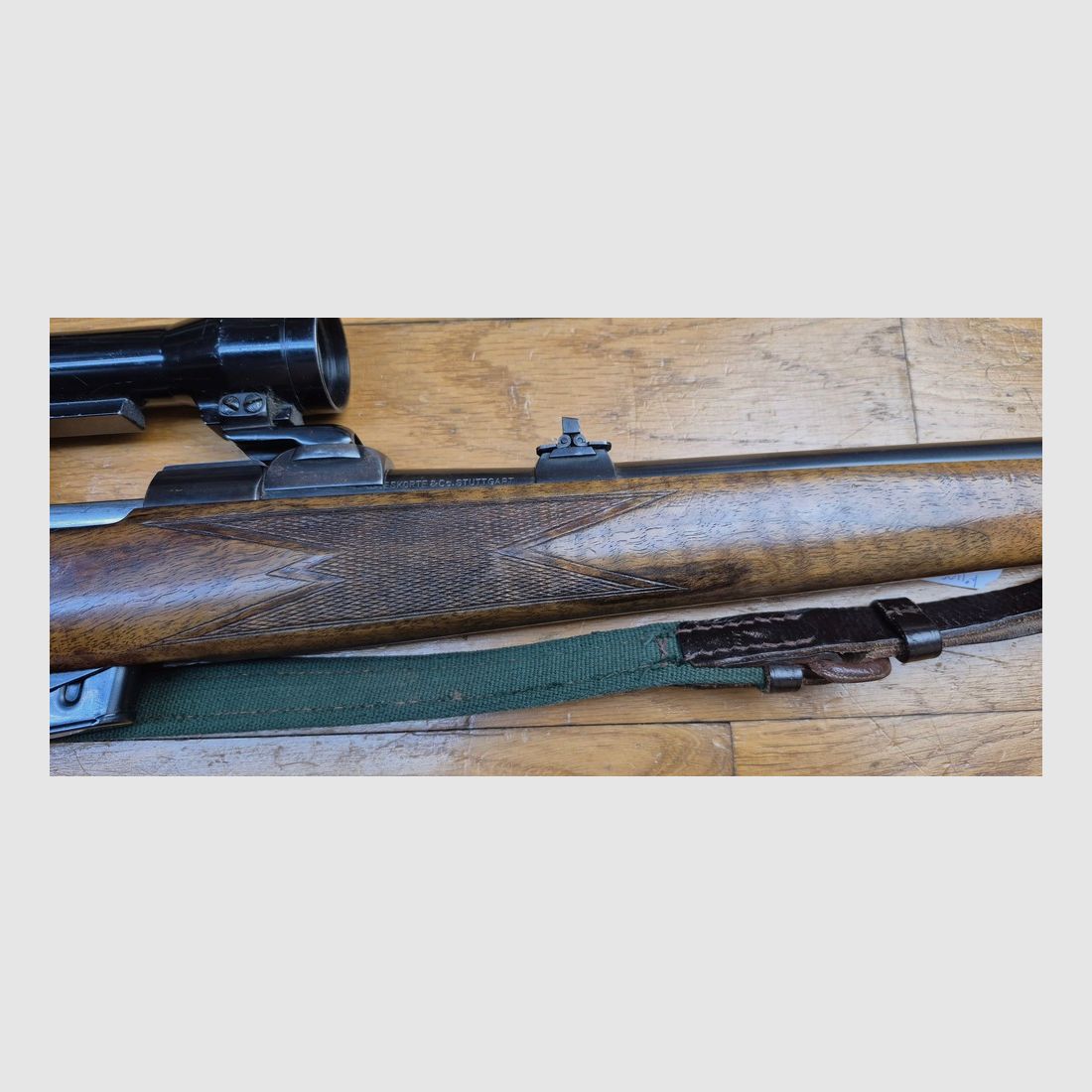 Sehr schöne Jagdgewehr Krico 700 Jagdmatch — Kal. .222 Rem — Herstellung Kriegeskorte in Stuttgart — Deutscher Stecher — Hensoldt Wetzlar Diatal 4X32 auf 100% Stahl-Turm-Montage — Sehr schöner Nussbaumholz hoher Grad — Exzellente Mechanik — Exzellenter Abzug — Sehr schöner Lauf fast neu – TBE/TBE+, Bild 8 von 38