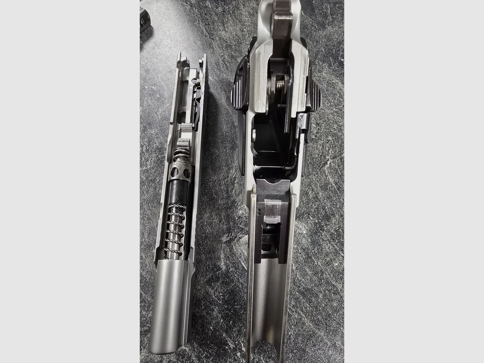P226 X-Six Made in Germany Sig Sauer XSix - 9mm Luger mit Mastershop Griffschalen, Bild 3 von 3