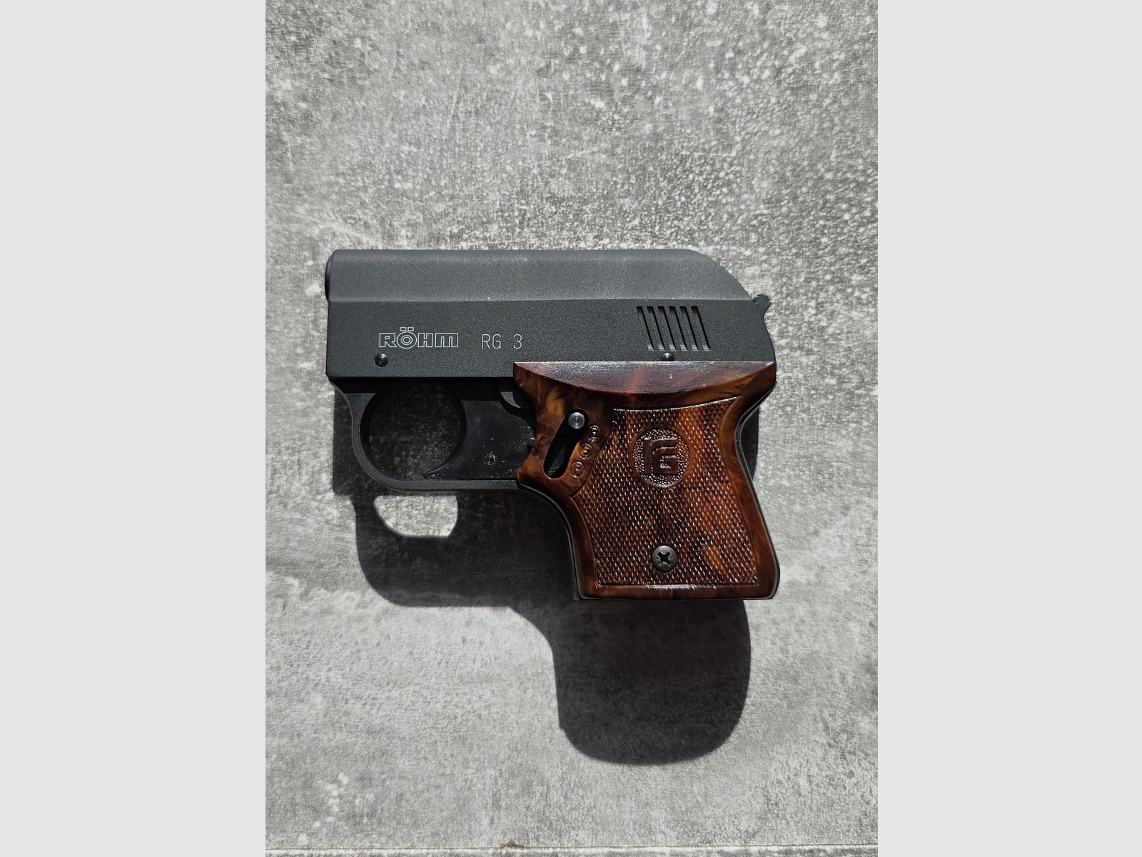 Röhm RG 3 blank firing pistol, image 3 of 3