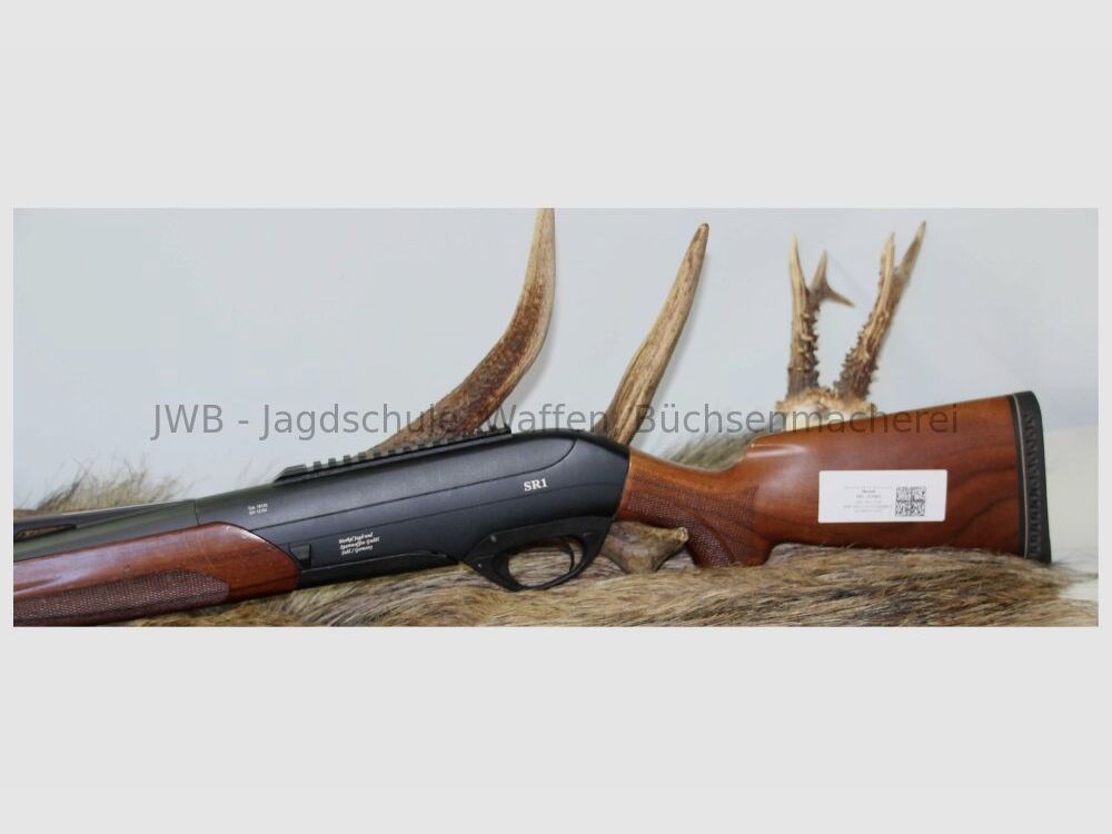 Carabine semi-automatique Merkel SR1 9,3x62