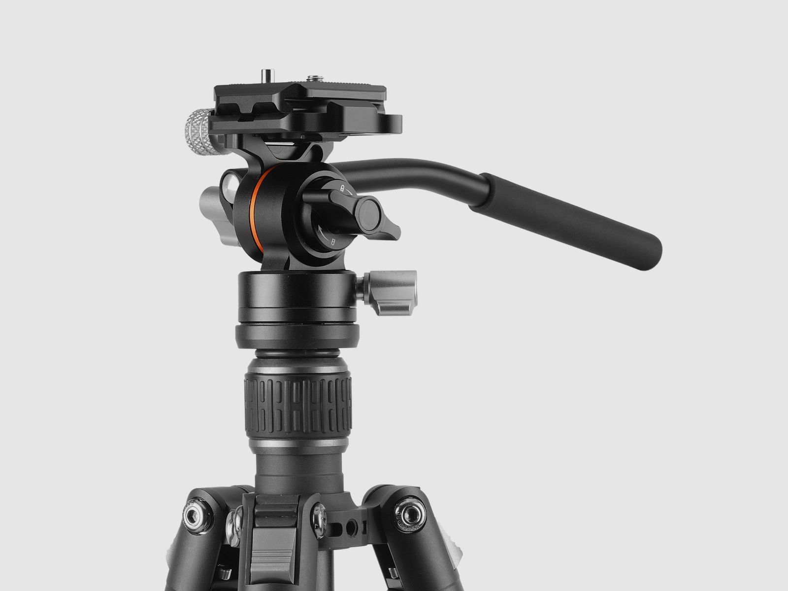 Vanguard Vesta GO 264AV12 – Aluminiowy statyw podróżny, głowica wideo, zdjęcie 7 z 8