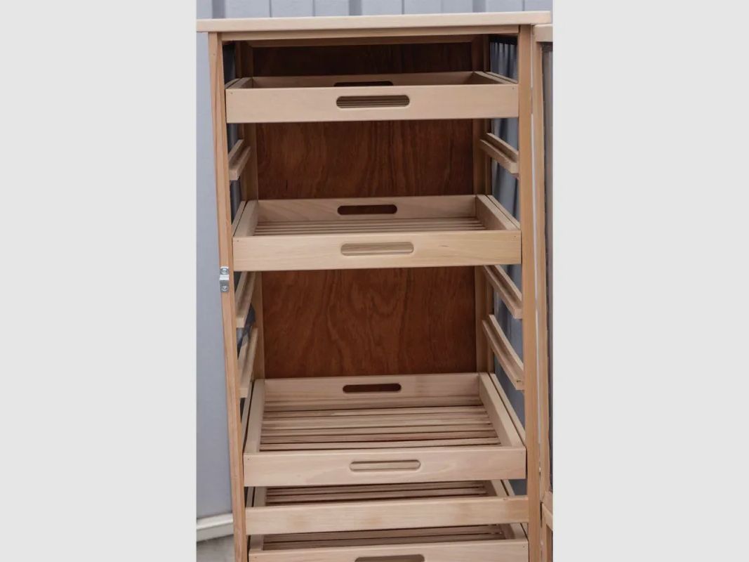 Garde-manger Masy 240 aus Buchenholz, 6 Schubladen, Höhe 150 cm, Bild 6 von 9