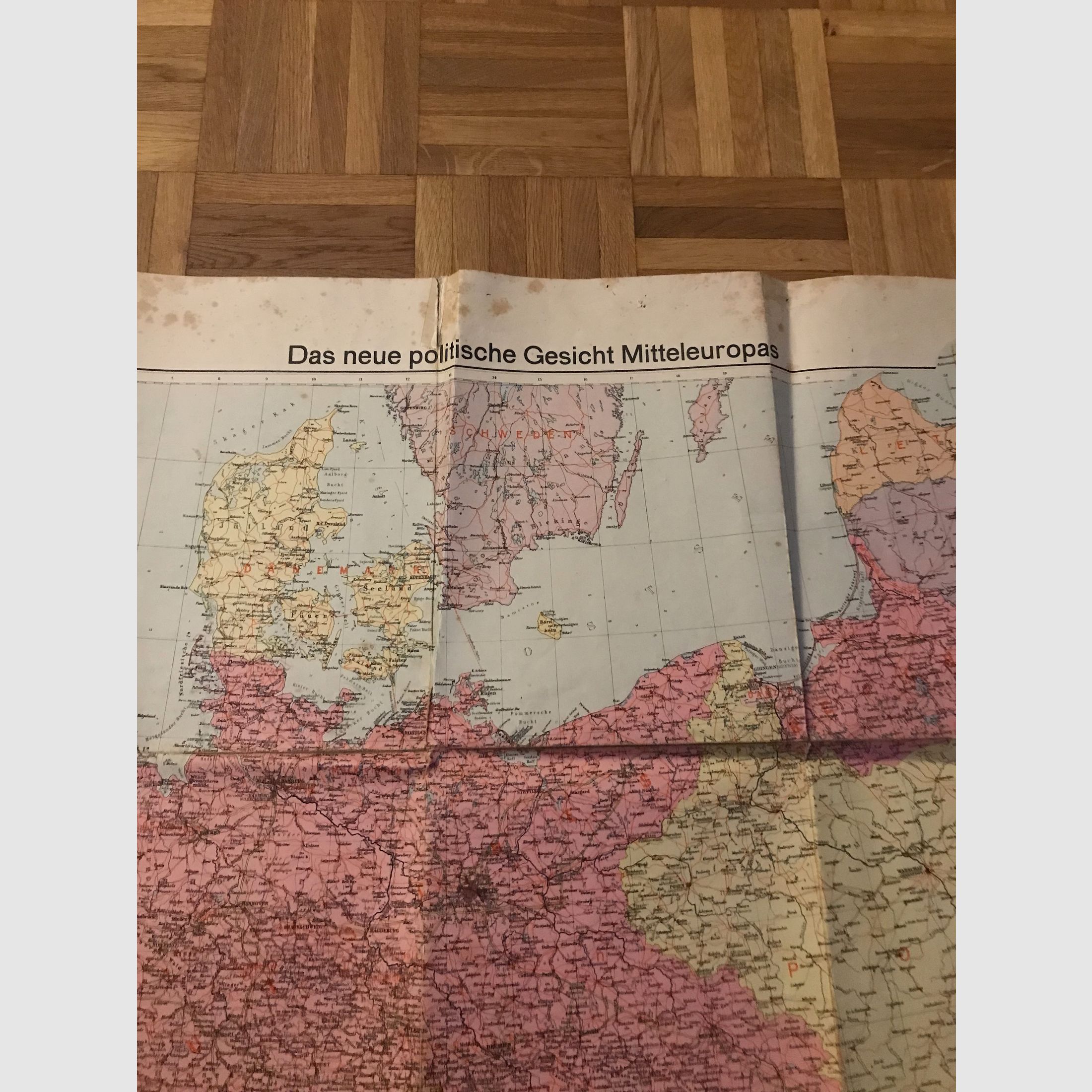 Großer Volksatlas von 1939. Original mit Landkarte 