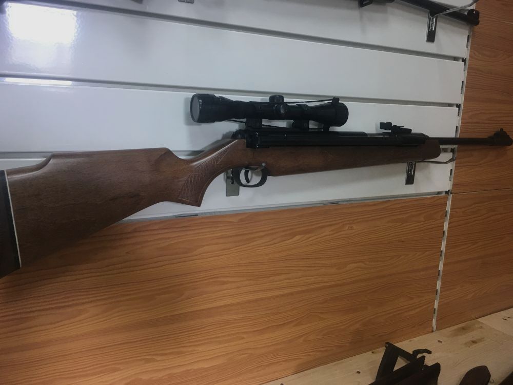 Diana 52 soporte lateral