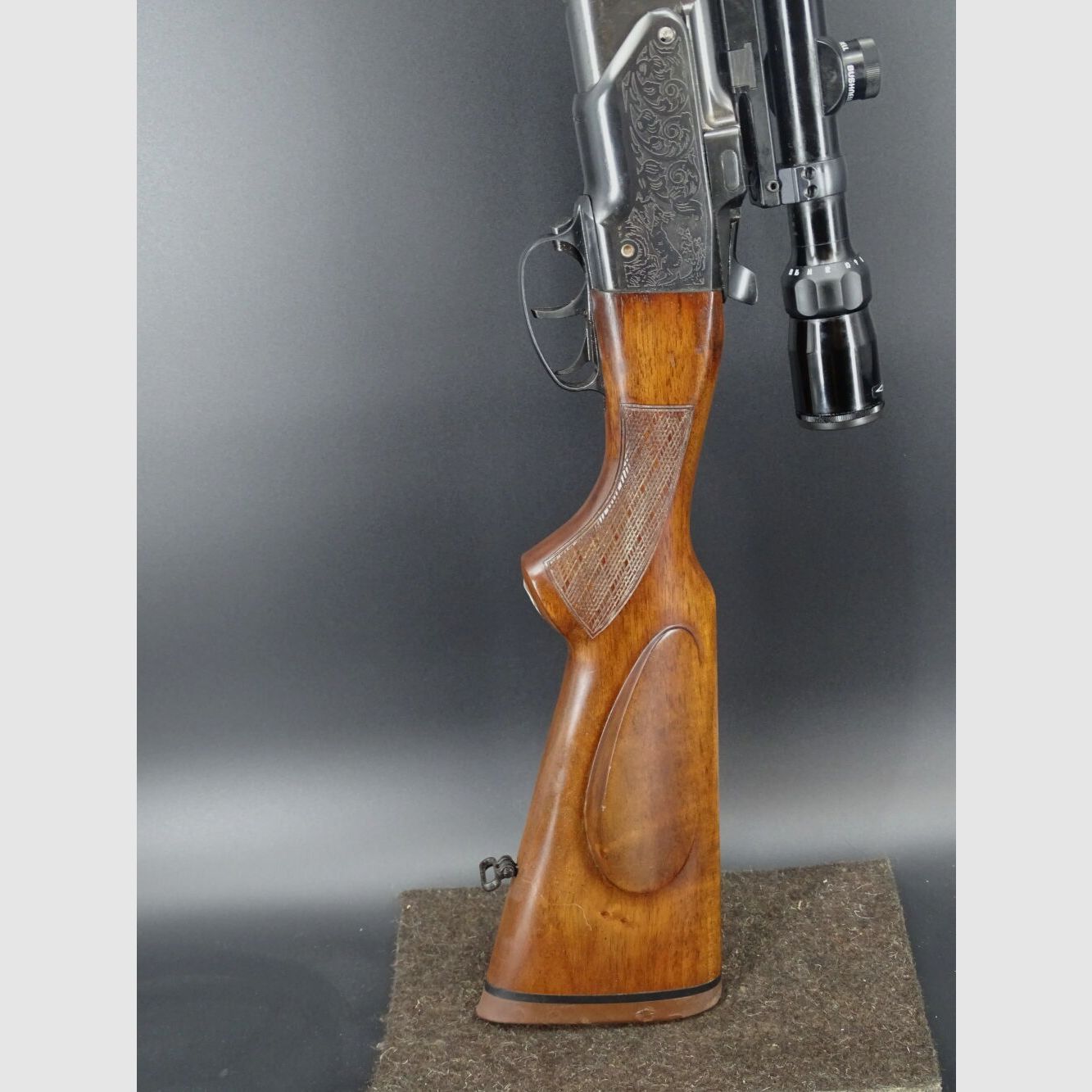 Brno ZH 307 BBF Kaliber .22 Hornet 12/70 ZF Bushnell 6-18x40 ZH 307