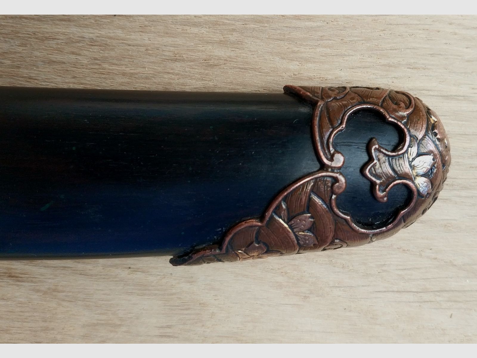 Honsanmai Tanto, handpoliert, Heft und Scheide aus Ebenholz